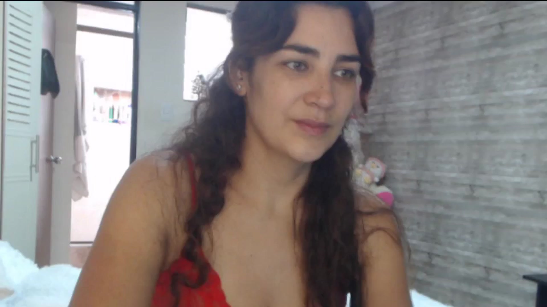 Gallery image thumbnail from Sweetsmile28's myfreecams stream on, 06/07/2024, 17:35 image 3 of 20