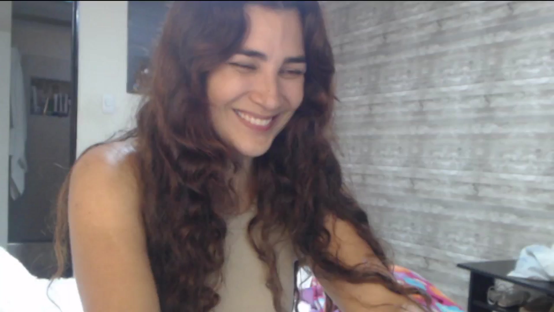 Gallery image thumbnail from Sweetsmile28's myfreecams stream on, 06/07/2024, 23:18 image 8 of 20