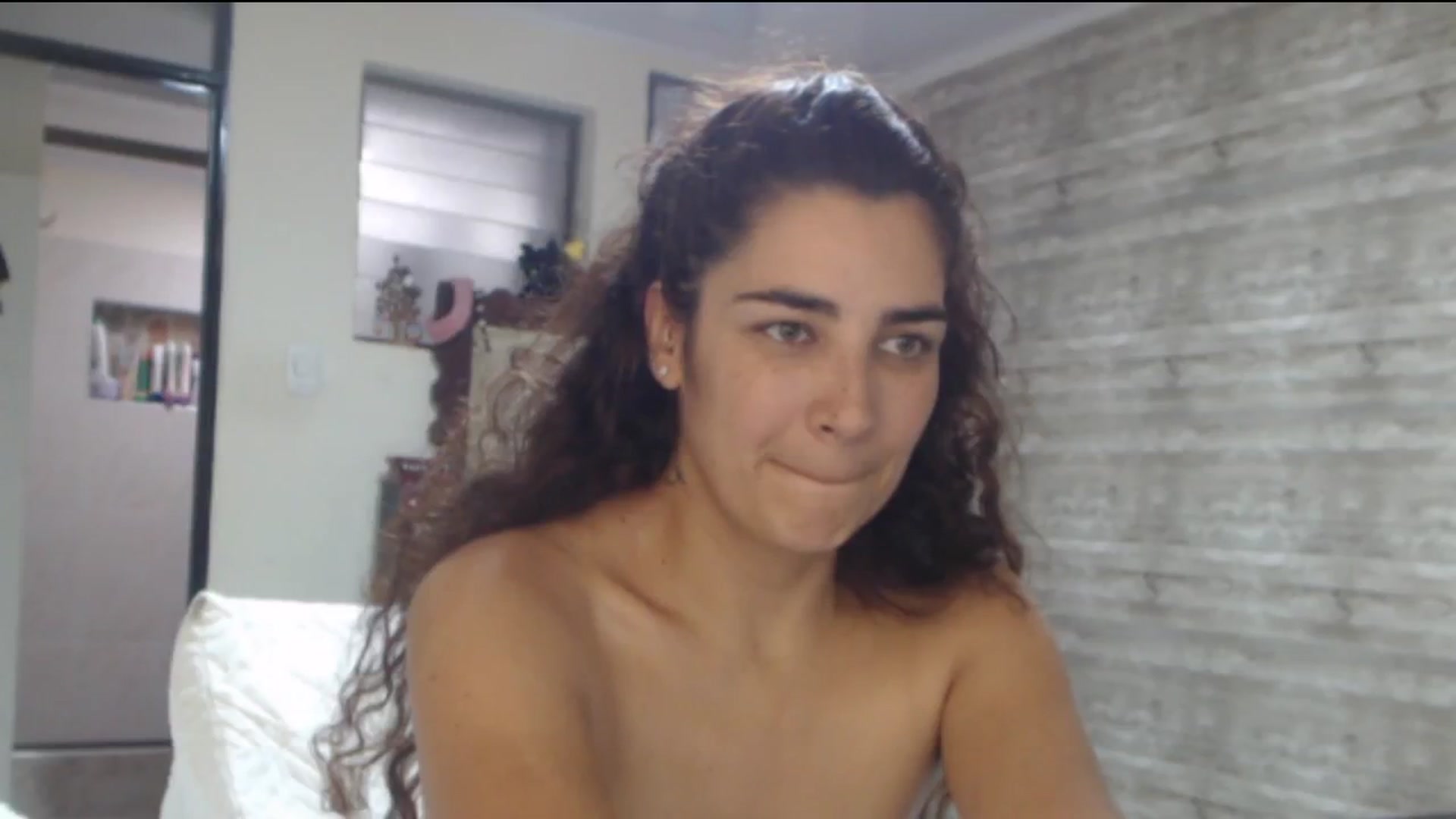 Gallery image thumbnail from Sweetsmile28's myfreecams stream on, 06/09/2024, 19:43 image 13 of 20