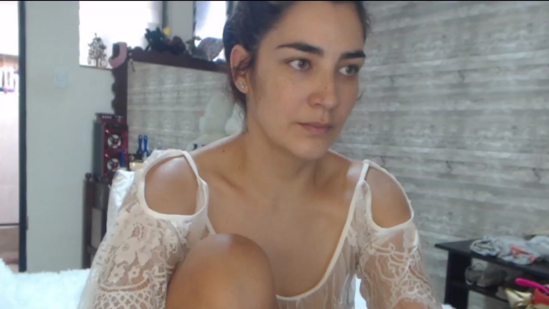 Gallery image thumbnail from Sweetsmile28's myfreecams stream on, 06/11/2024, 15:05 image 11 of 20