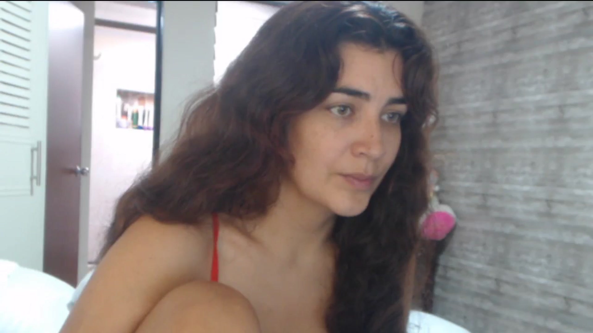 Gallery image thumbnail from Sweetsmile28's myfreecams stream on, 07/03/2024, 15:19 image 17 of 20