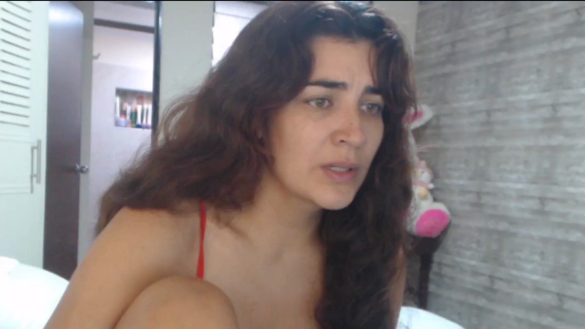 Gallery image thumbnail from Sweetsmile28's myfreecams stream on, 07/03/2024, 15:19 image 10 of 20