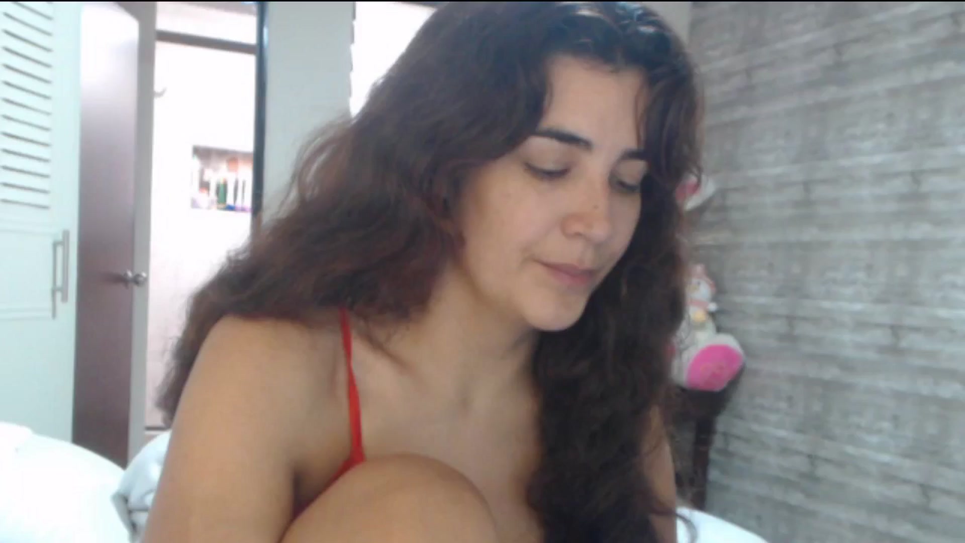Gallery image thumbnail from Sweetsmile28's myfreecams stream on, 07/03/2024, 15:19 image 7 of 20