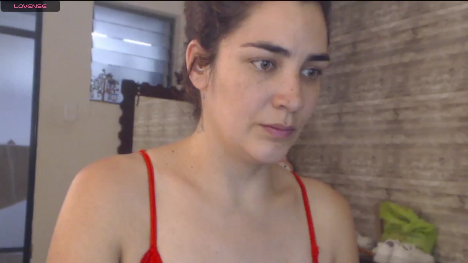 Gallery image thumbnail from Sweetsmile28's myfreecams stream on, 07/25/2024, 21:55 image 19 of 20