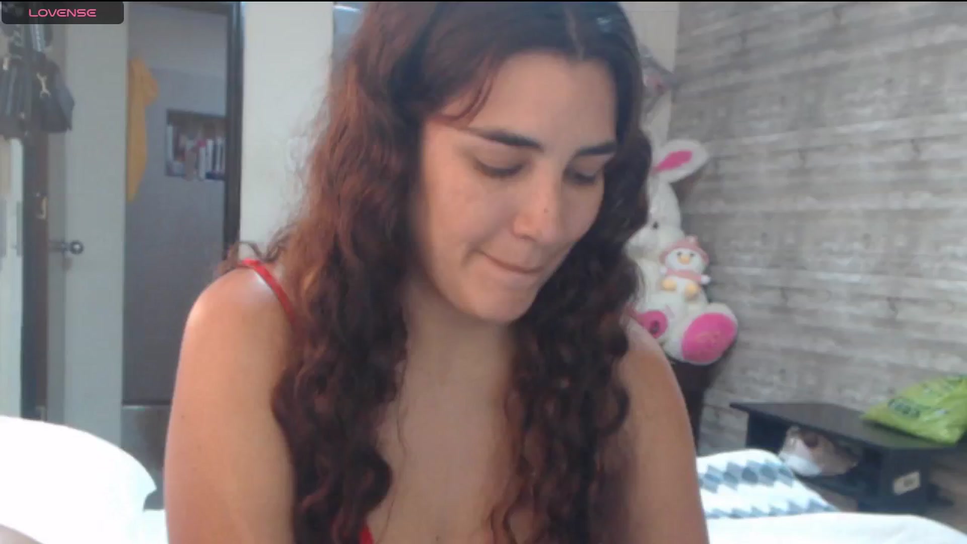 Gallery image thumbnail from Sweetsmile28's myfreecams stream on, 07/26/2024, 23:34 image 3 of 20
