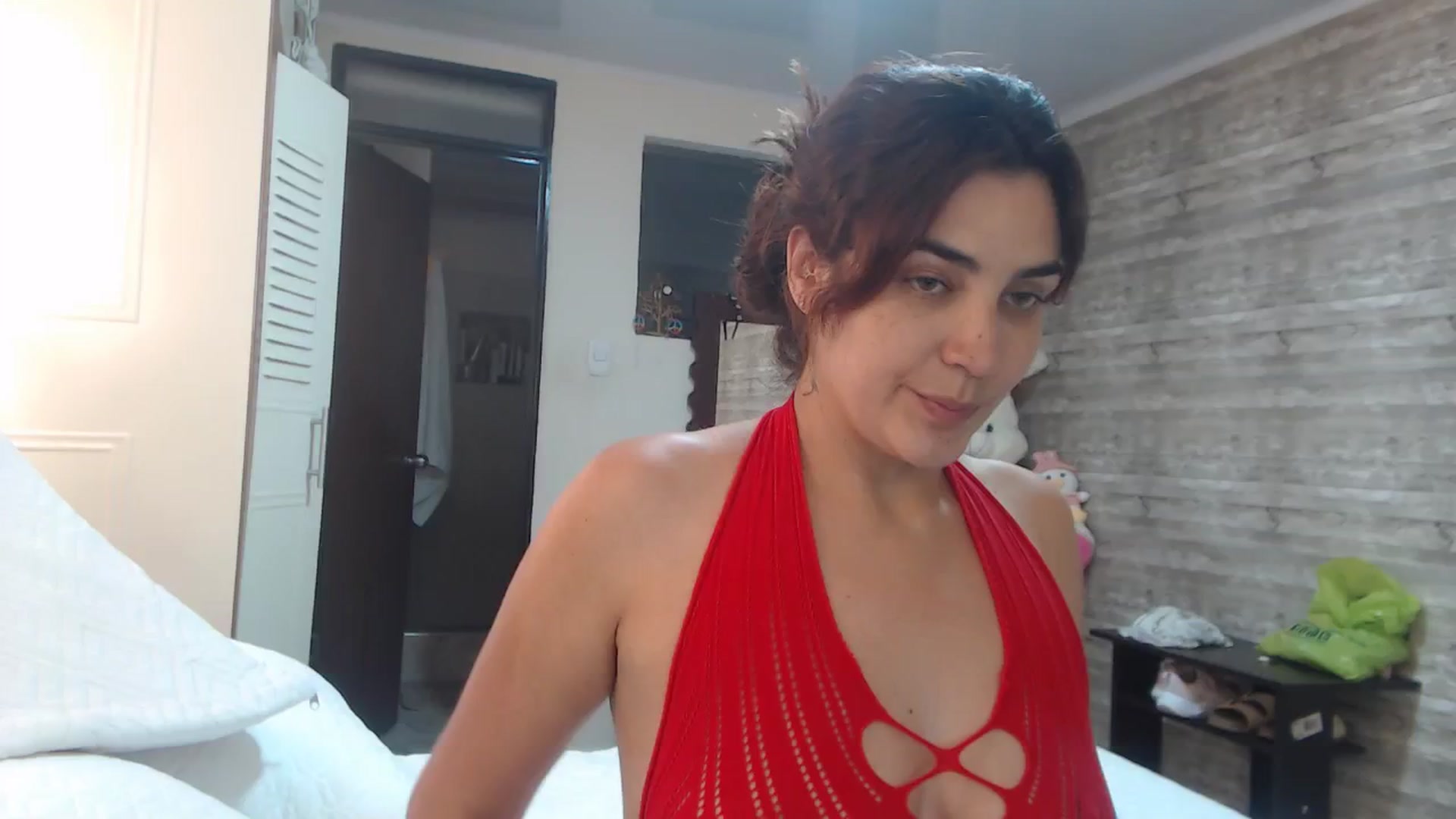 Gallery image thumbnail from Sweetsmile28's myfreecams stream on, 07/30/2024, 23:39 image 5 of 20