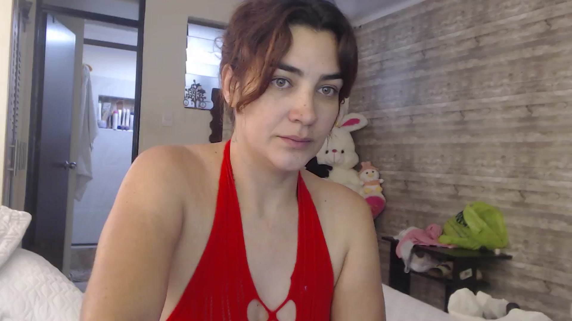 Gallery image thumbnail from Sweetsmile28's myfreecams stream on, 07/31/2024, 14:05 image 1 of 20