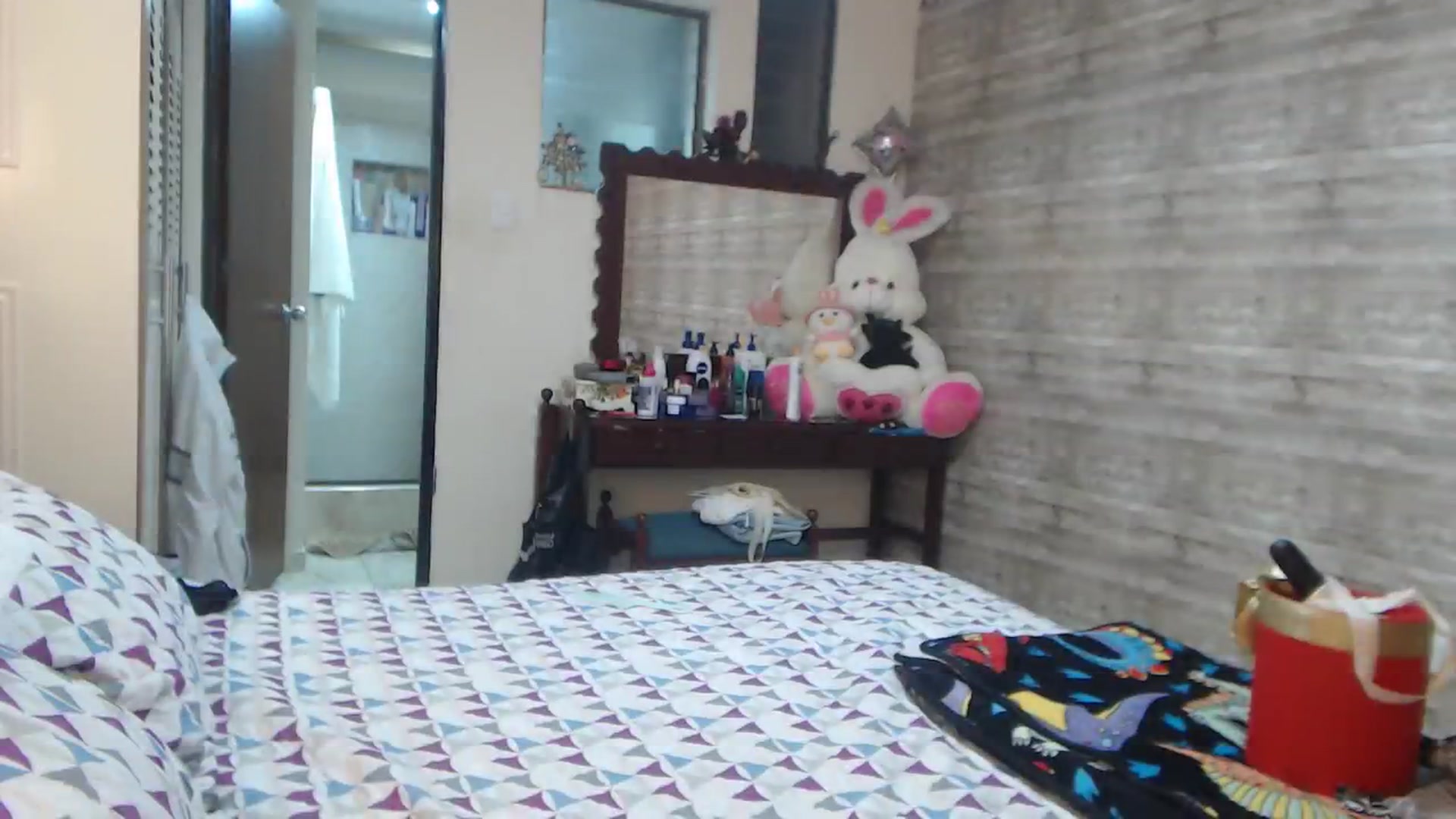 Gallery image thumbnail from Sweetsmile28's myfreecams stream on, 09/27/2024, 01:29 image 20 of 20