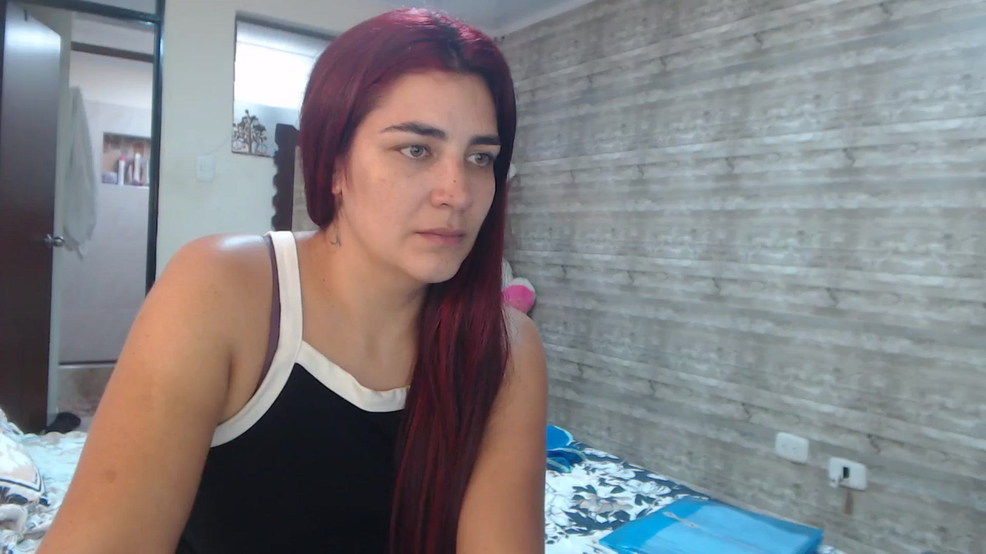 Gallery image thumbnail from Sweetsmile28's myfreecams stream on, 11/06/2024, 14:02 image 16 of 20