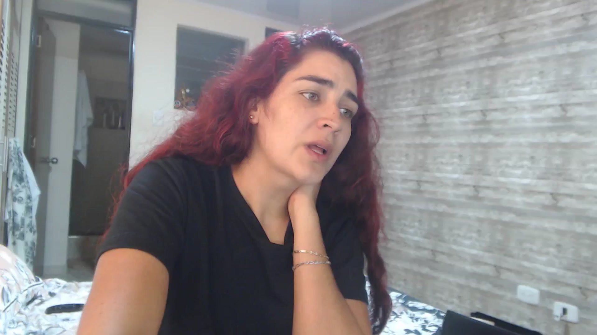 Gallery image thumbnail from Sweetsmile28's myfreecams stream on, 11/29/2024, 01:26 image 3 of 20