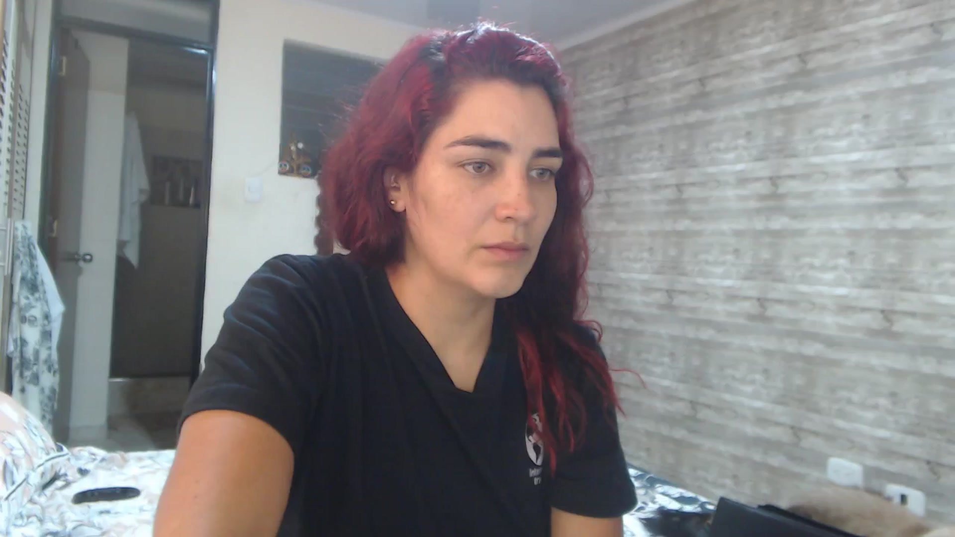 Gallery image thumbnail from Sweetsmile28's myfreecams stream on, 11/29/2024, 01:26 image 12 of 20