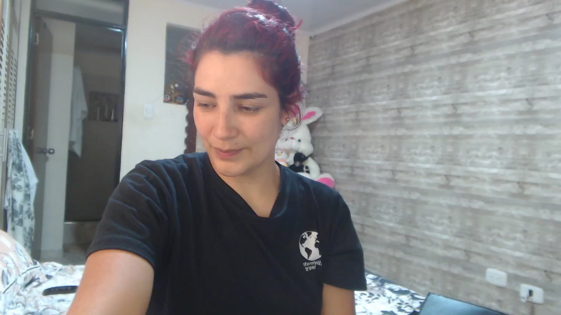 Gallery image thumbnail from Sweetsmile28's myfreecams stream on, 11/29/2024, 01:26 image 18 of 20