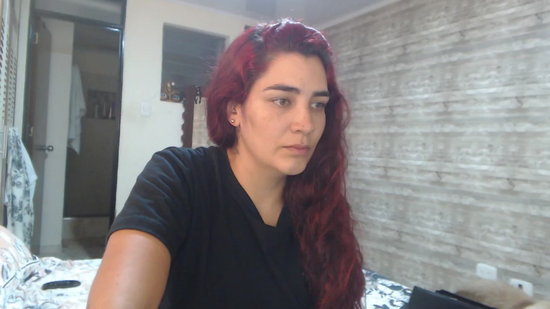 Gallery image thumbnail from Sweetsmile28's myfreecams stream on, 11/29/2024, 01:26 image 9 of 20