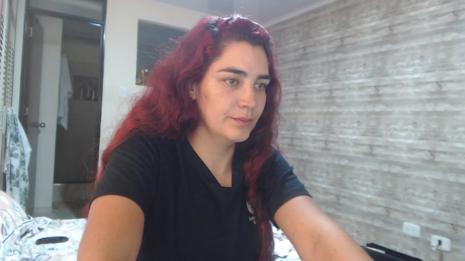 Gallery image thumbnail from Sweetsmile28's myfreecams stream on, 11/29/2024, 01:26 image 7 of 20