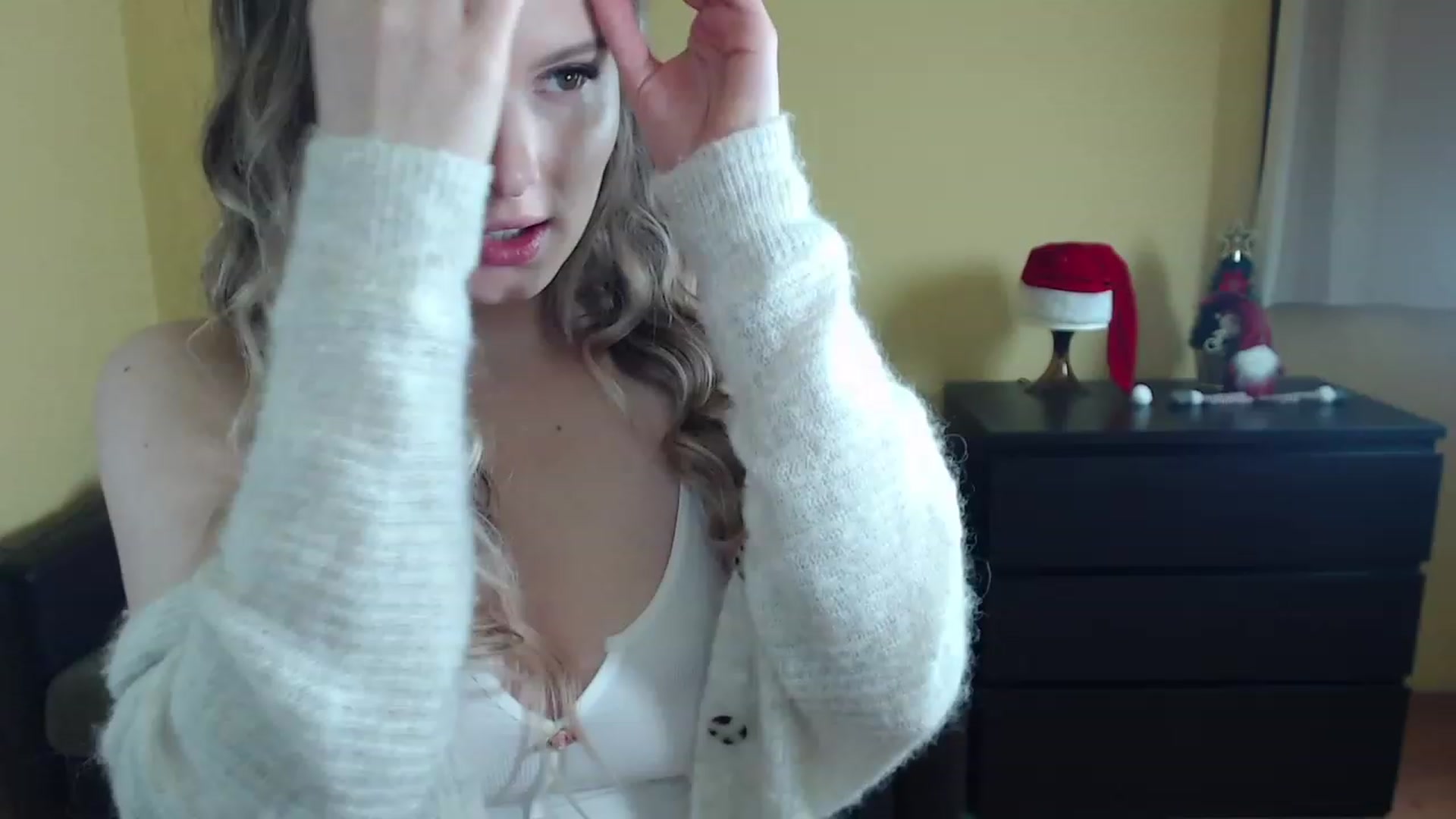 Gallery image thumbnail from Sweettreat_mj's myfreecams stream on, 12/26/2022, 02:21 image 20 of 20