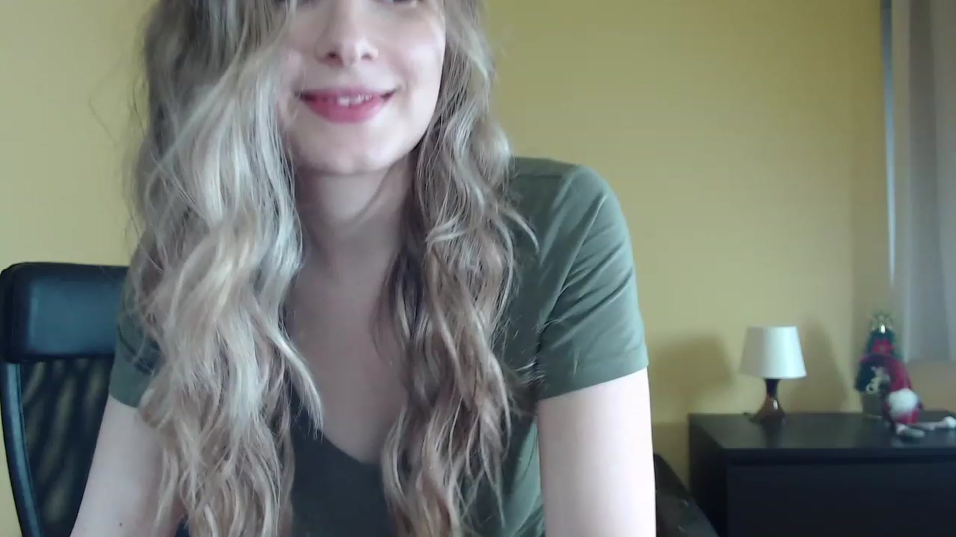 Gallery image thumbnail from Sweettreat_mj's myfreecams stream on, 01/07/2023, 08:34 image 19 of 20