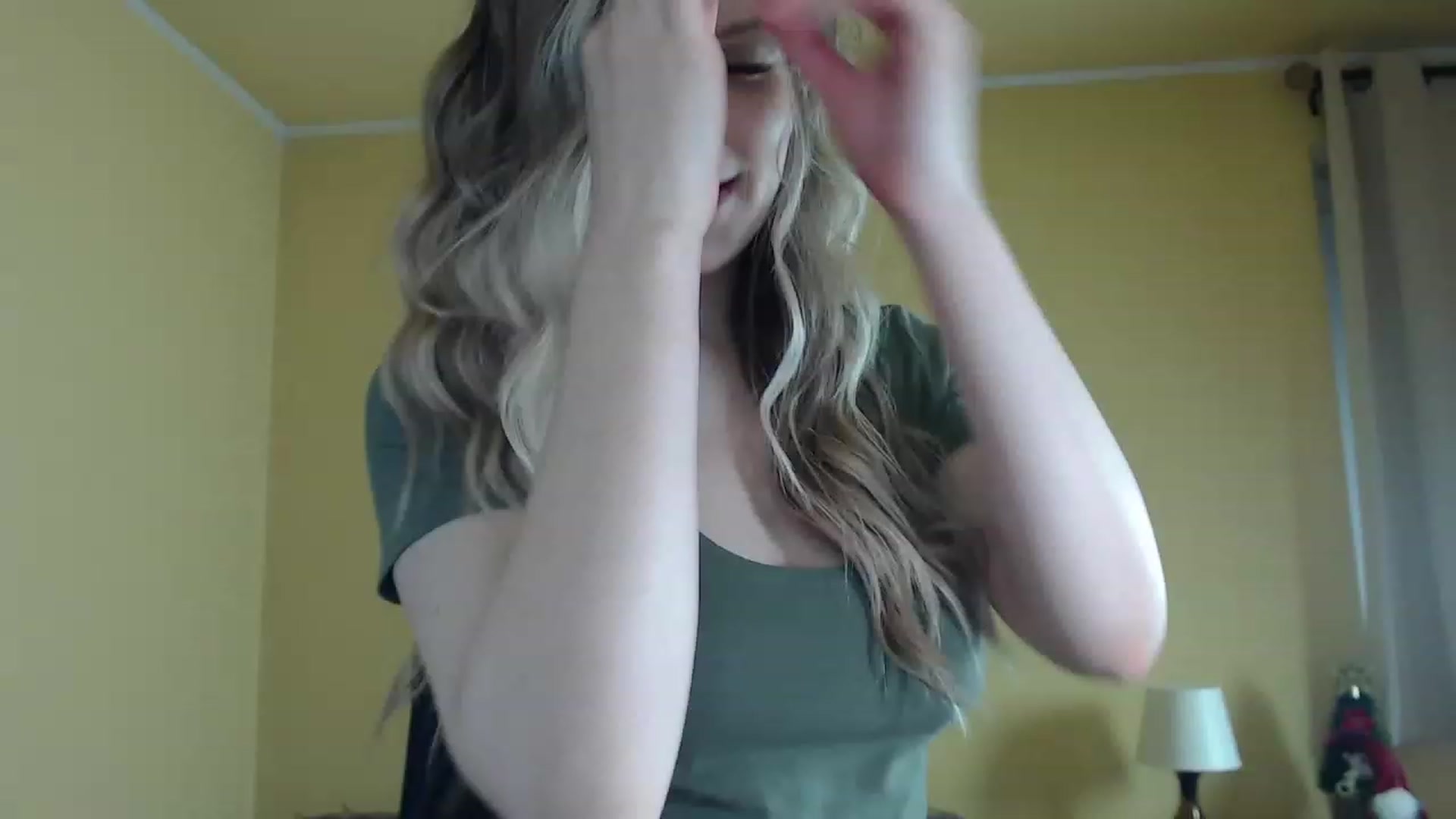 Gallery image thumbnail from Sweettreat_mj's myfreecams stream on, 01/07/2023, 08:34 image 1 of 20
