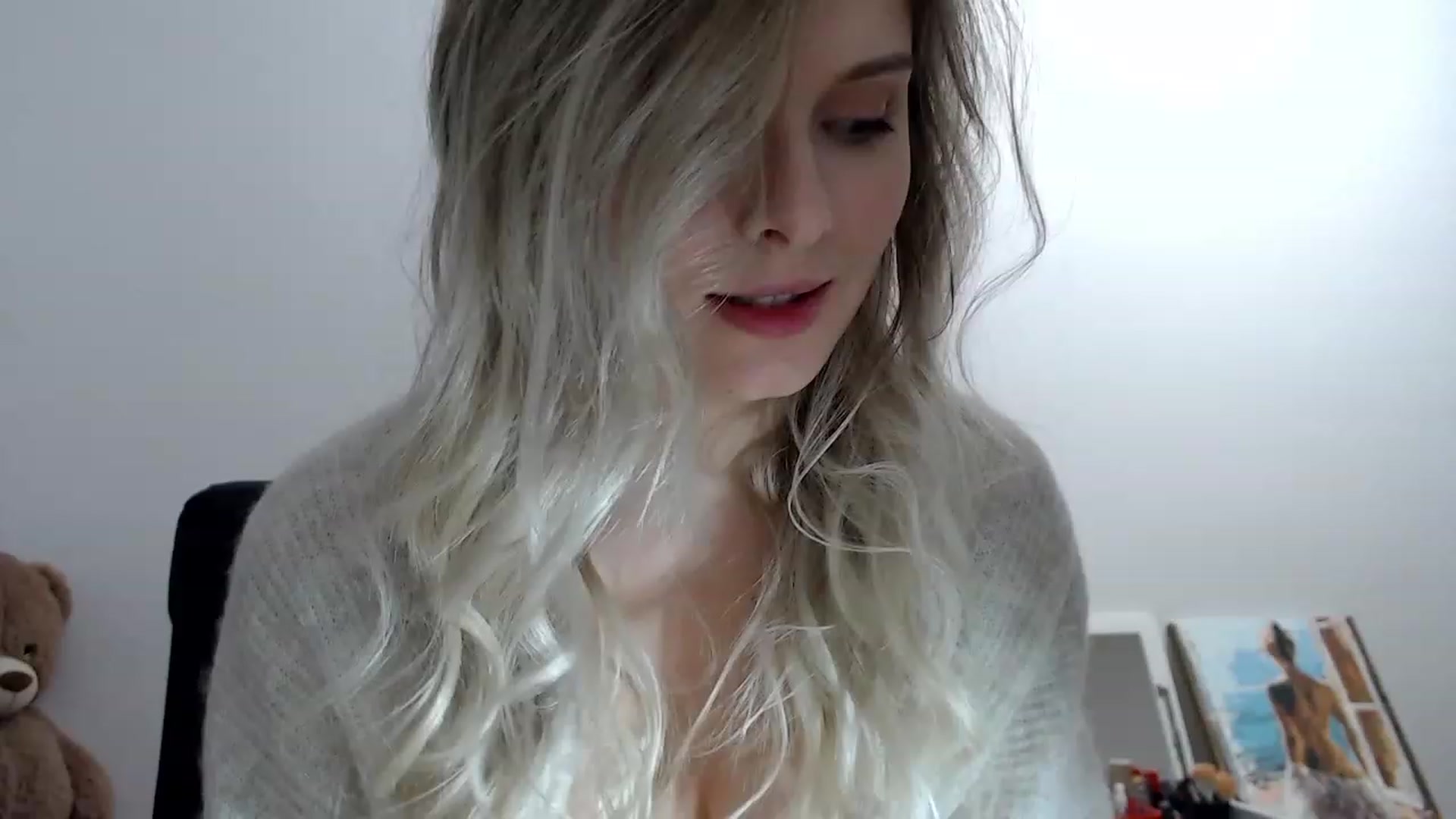 Gallery image thumbnail from Sweettreat_mj's myfreecams stream on, 03/11/2024, 04:26 image 15 of 20