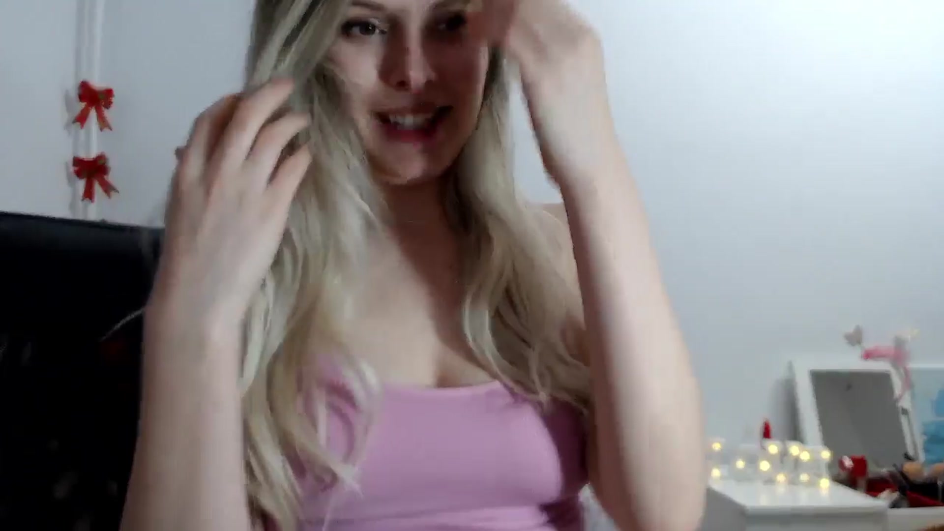 Gallery image thumbnail from Sweettreat_mj's myfreecams stream on, 04/08/2024, 04:48 image 20 of 20