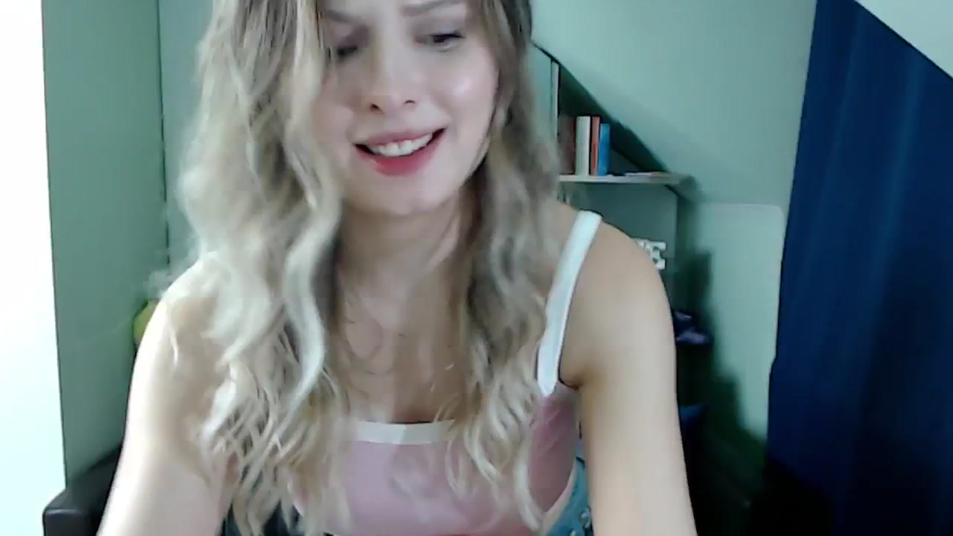 Gallery image thumbnail from Sweettreat_mj's myfreecams stream on, 09/23/2024, 01:53 image 7 of 20