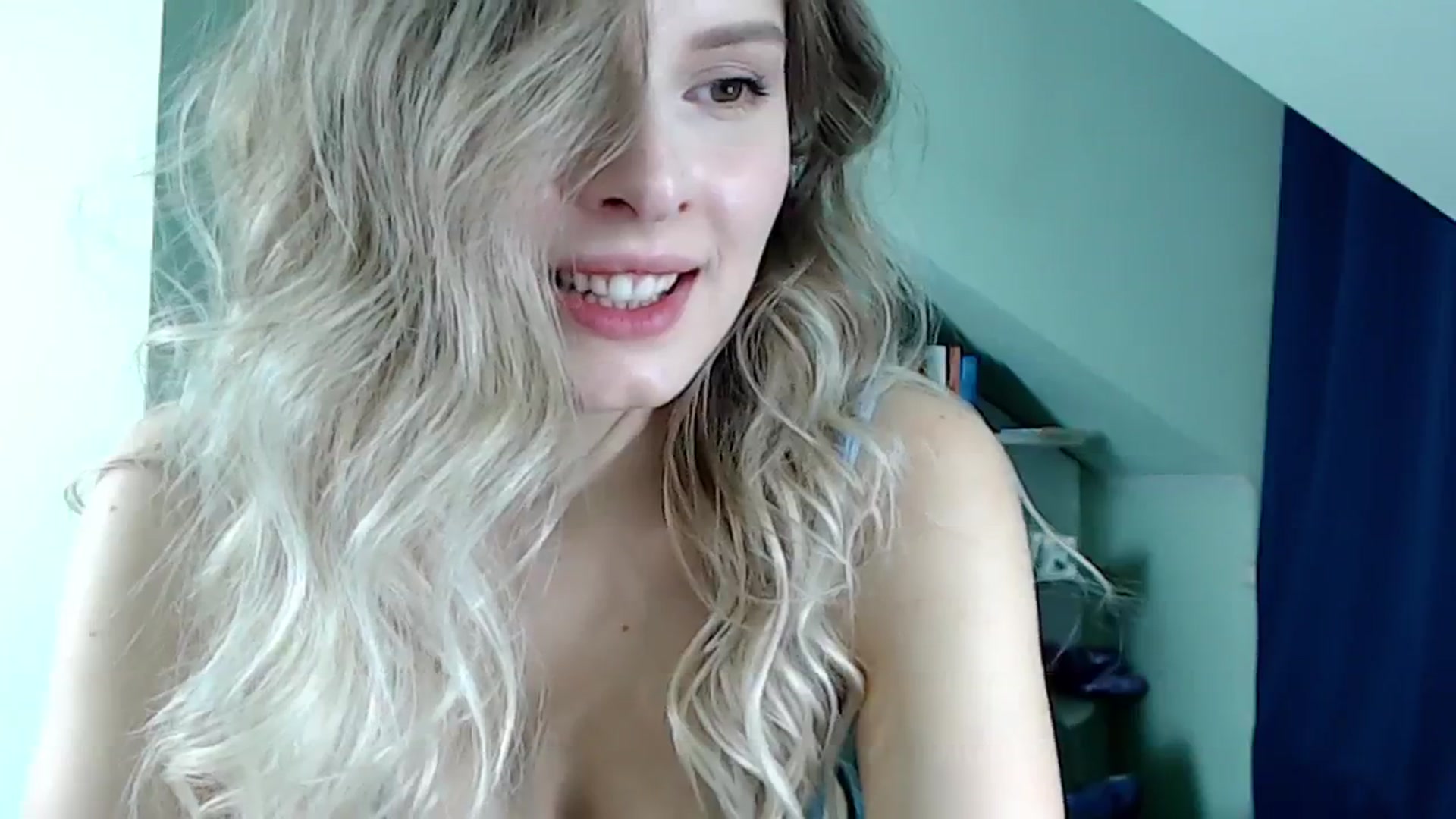 Gallery image thumbnail from Sweettreat_mj's myfreecams stream on, 09/28/2024, 24:30 image 19 of 20