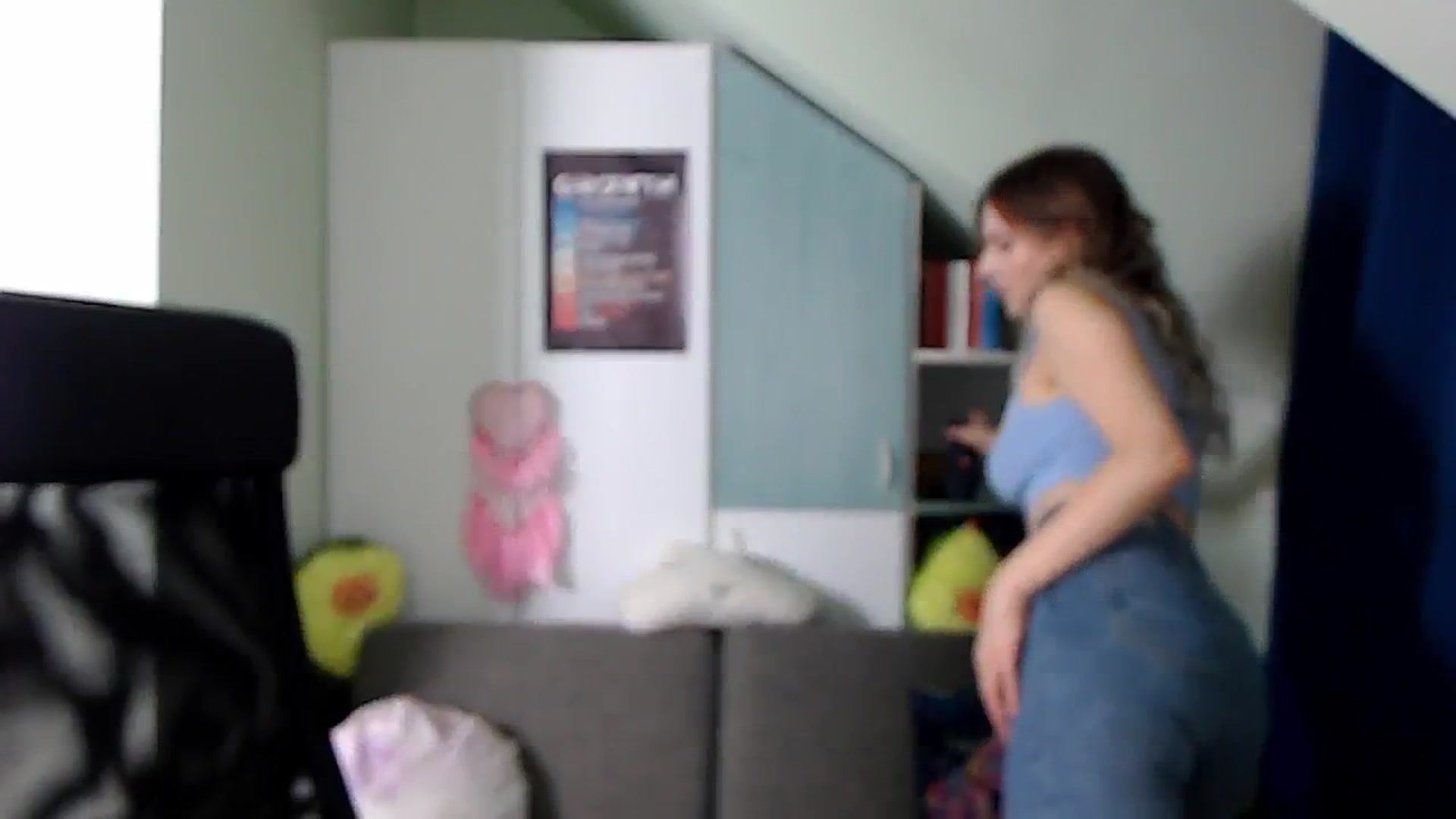 Gallery image thumbnail from Sweettreat_mj's myfreecams stream on, 09/28/2024, 24:30 image 6 of 20