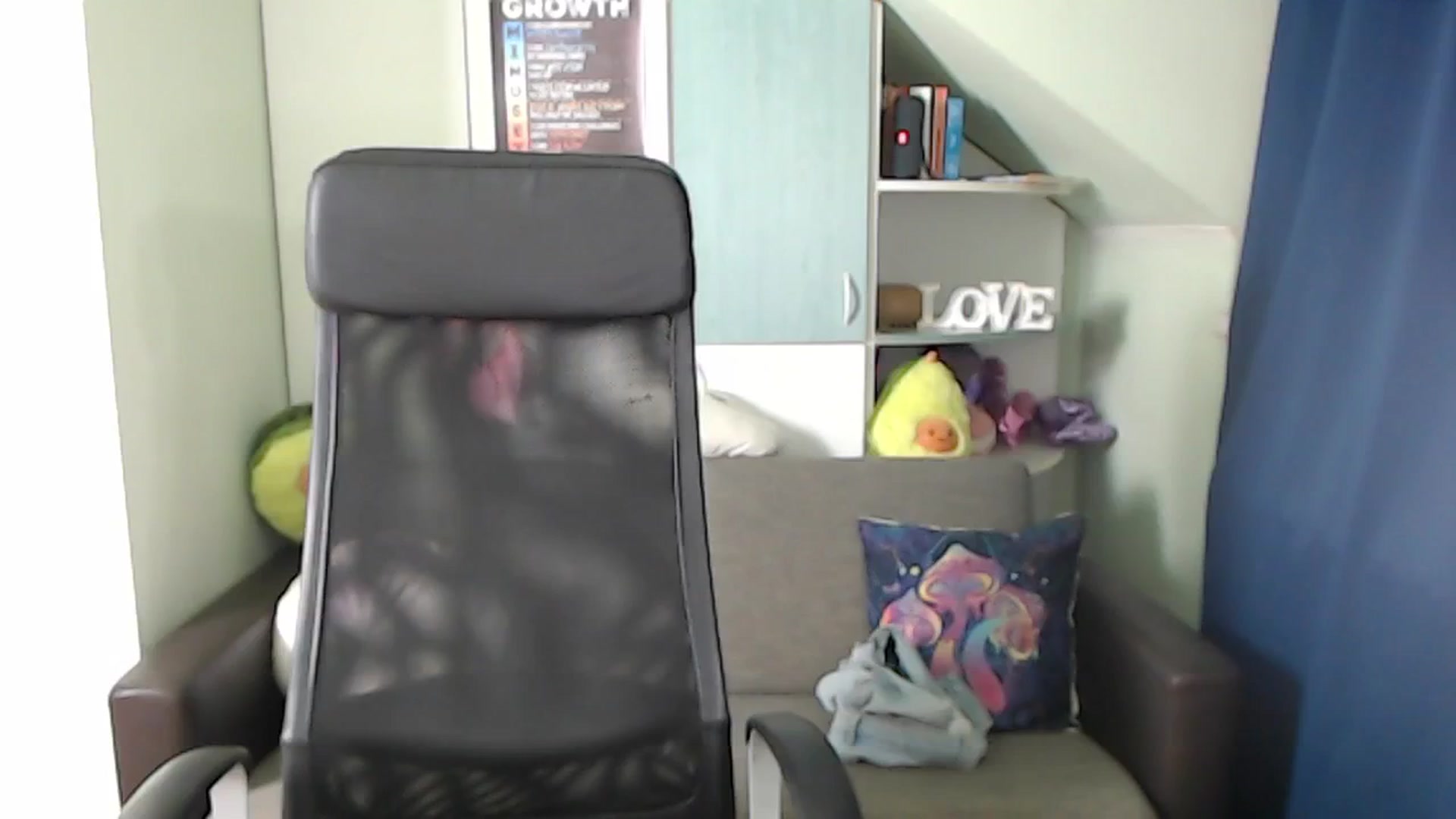 Gallery image thumbnail from Sweettreat_mj's myfreecams stream on, 09/28/2024, 03:24 image 18 of 20
