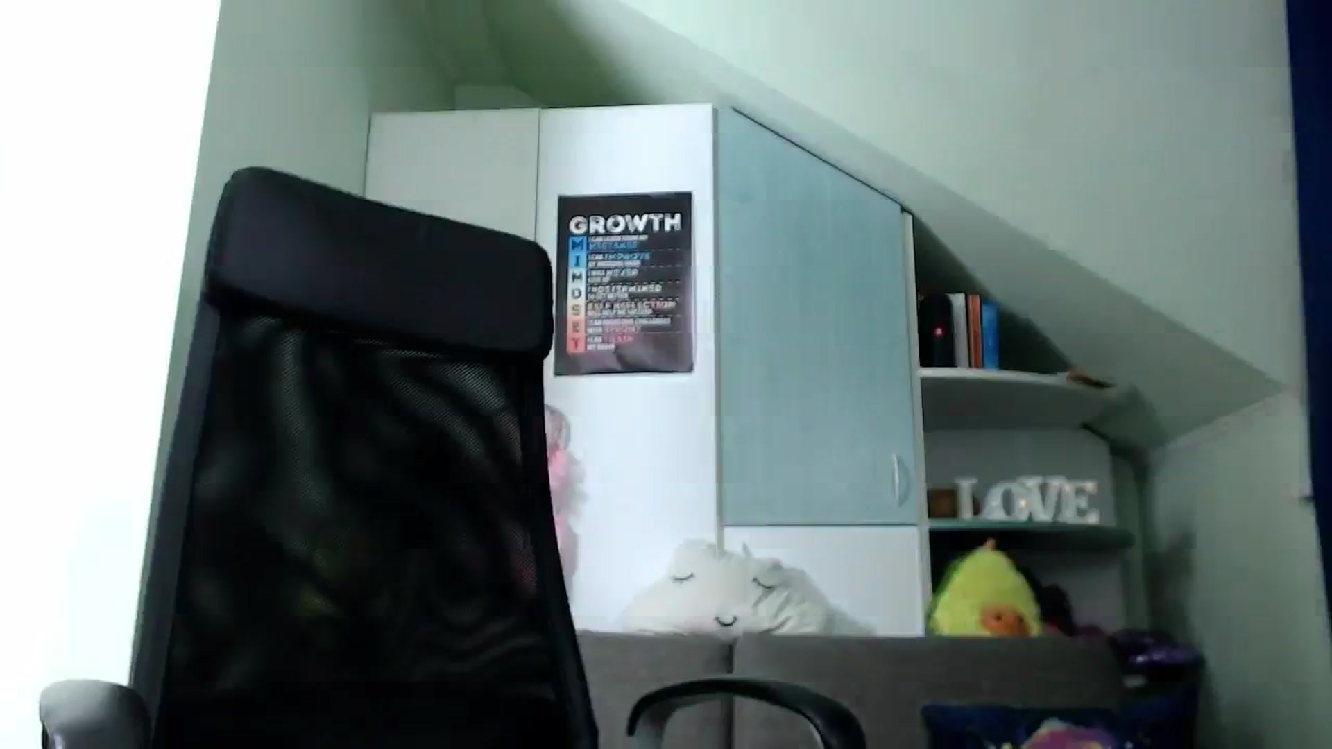 Gallery image thumbnail from Sweettreat_mj's myfreecams stream on, 09/29/2024, 03:54 image 10 of 20