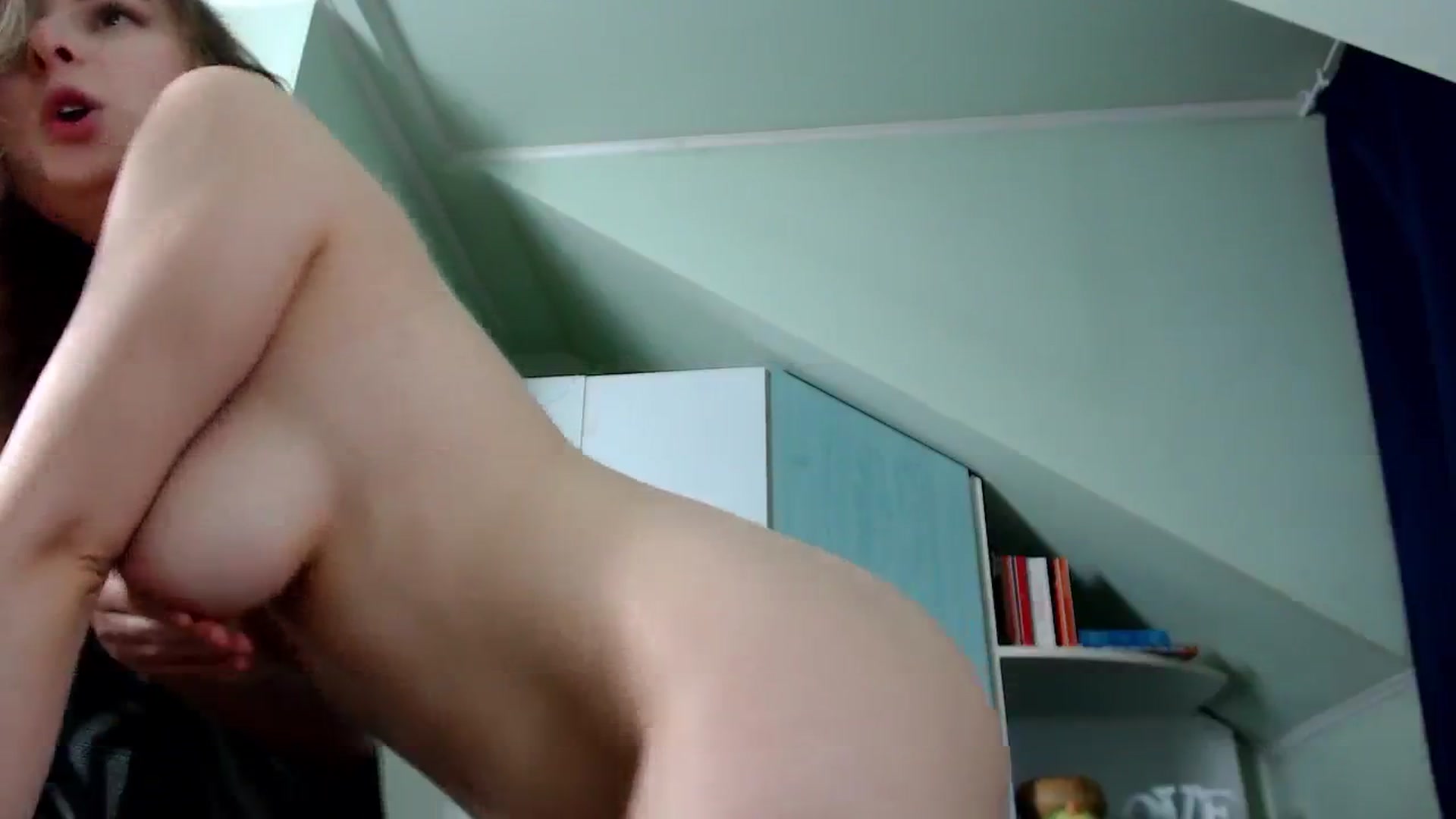 Gallery image thumbnail from Sweettreat_mj's myfreecams stream on, 10/04/2024, 03:46 image 8 of 20