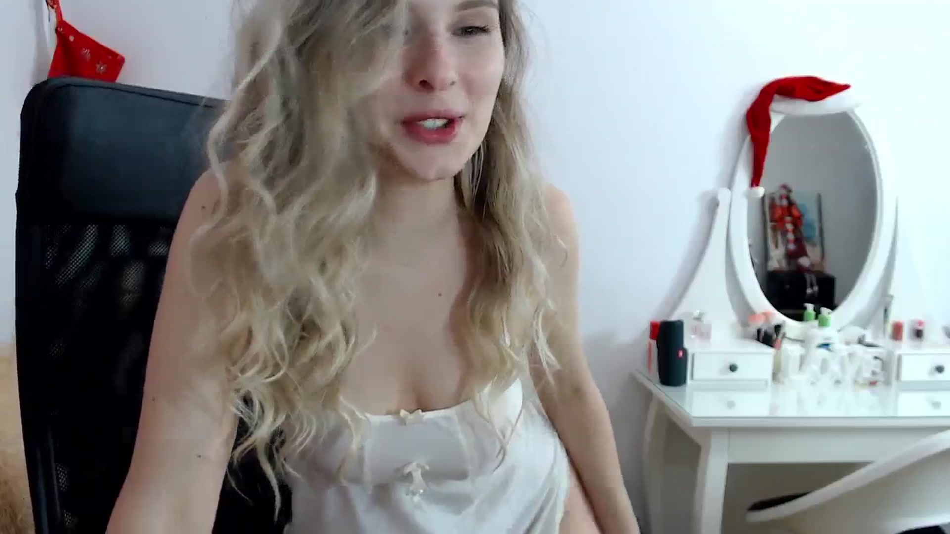 Gallery image thumbnail from Sweettreat_mj's myfreecams stream on, 12/31/2024, 04:00 image 20 of 20