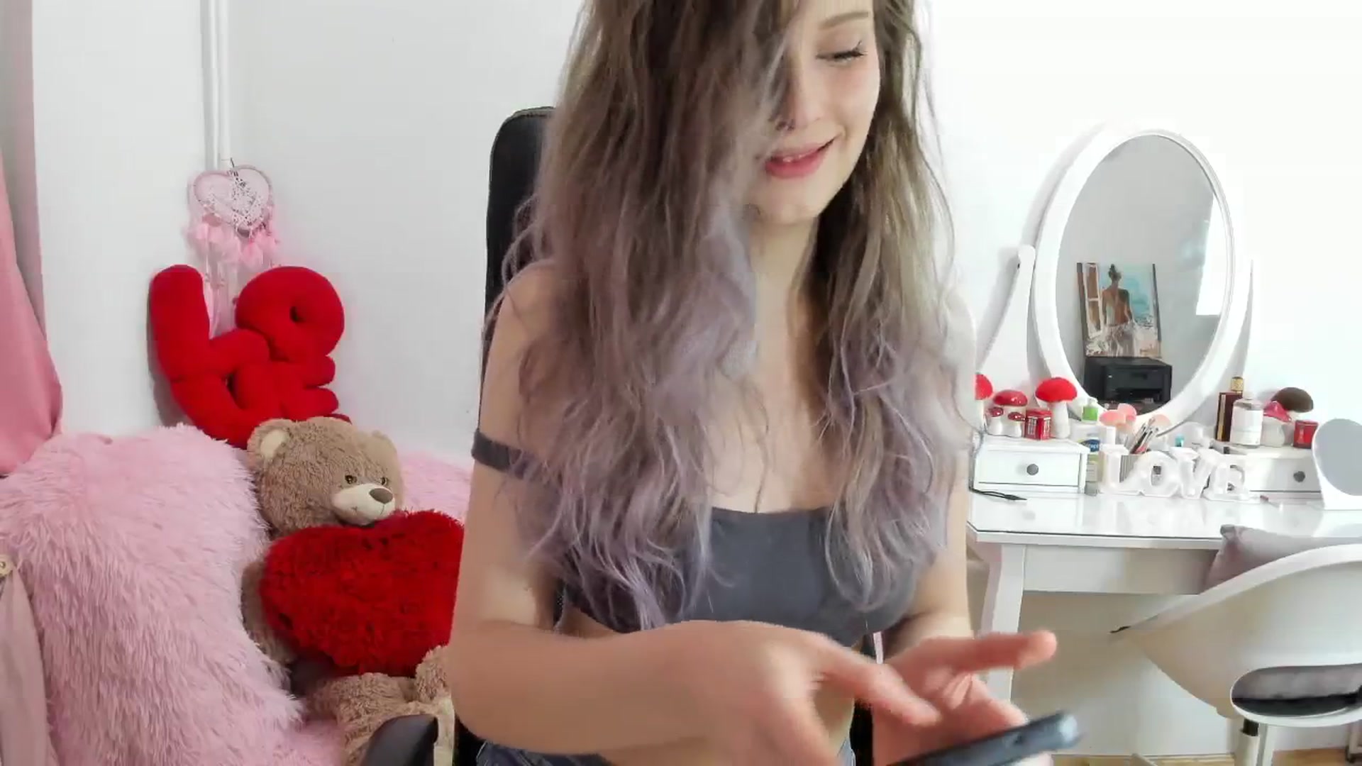 Gallery image thumbnail from Sweettreat_mj's myfreecams stream on, 11/17/2025, 03:02 image 7 of 20