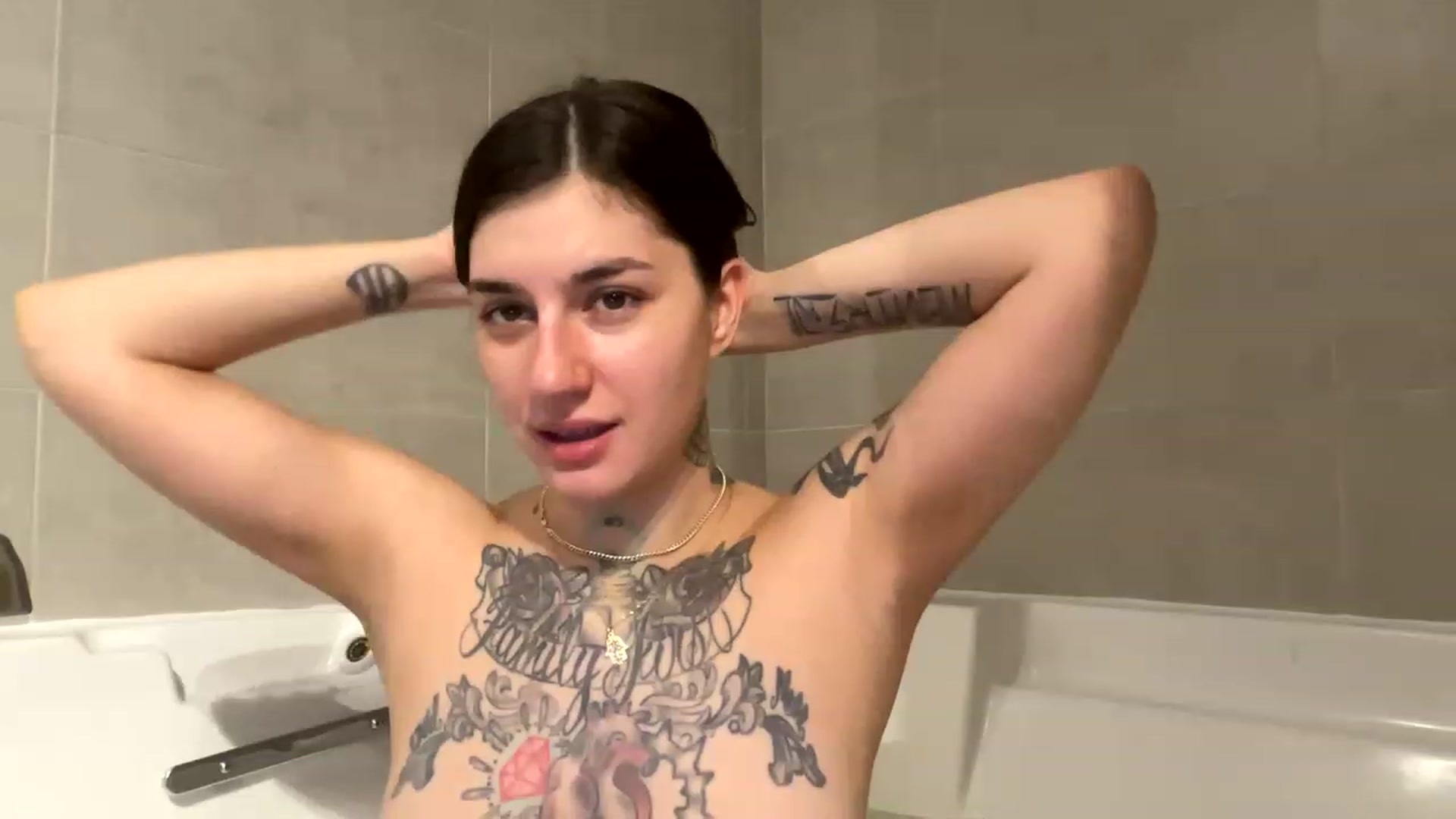 Gallery image thumbnail from SweetxLola's myfreecams stream on, 01/07/2023, 20:50 image 5 of 20