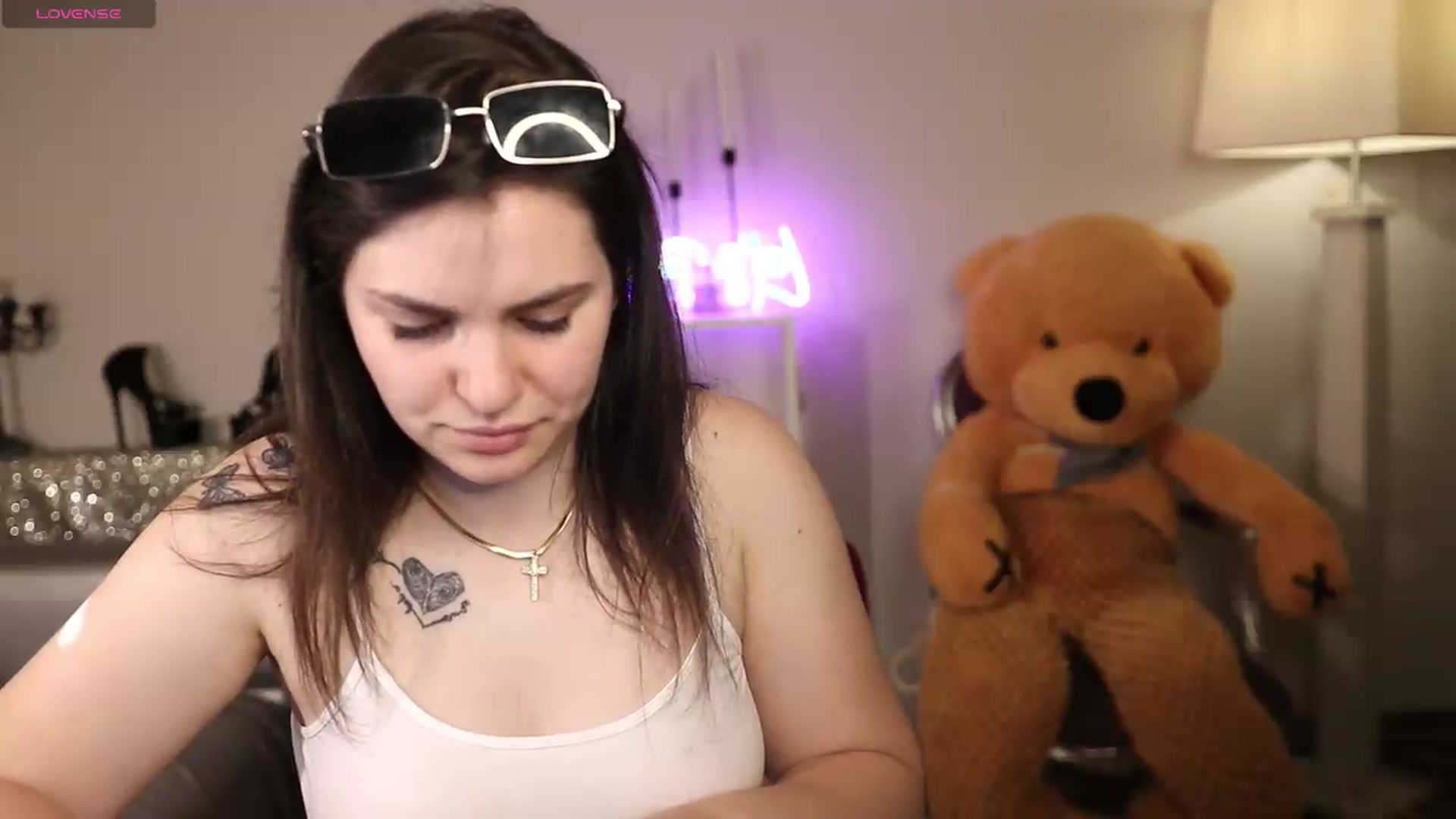 Gallery image thumbnail from Sweetxfreedom's myfreecams stream on, 05/25/2026, 12:54 image 14 of 20