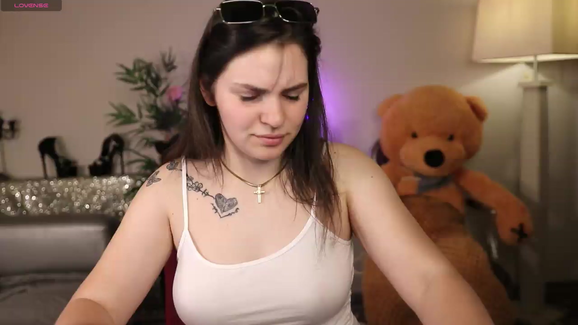 Gallery image thumbnail from Sweetxfreedom's myfreecams stream on, 05/25/2026, 12:54 image 1 of 20