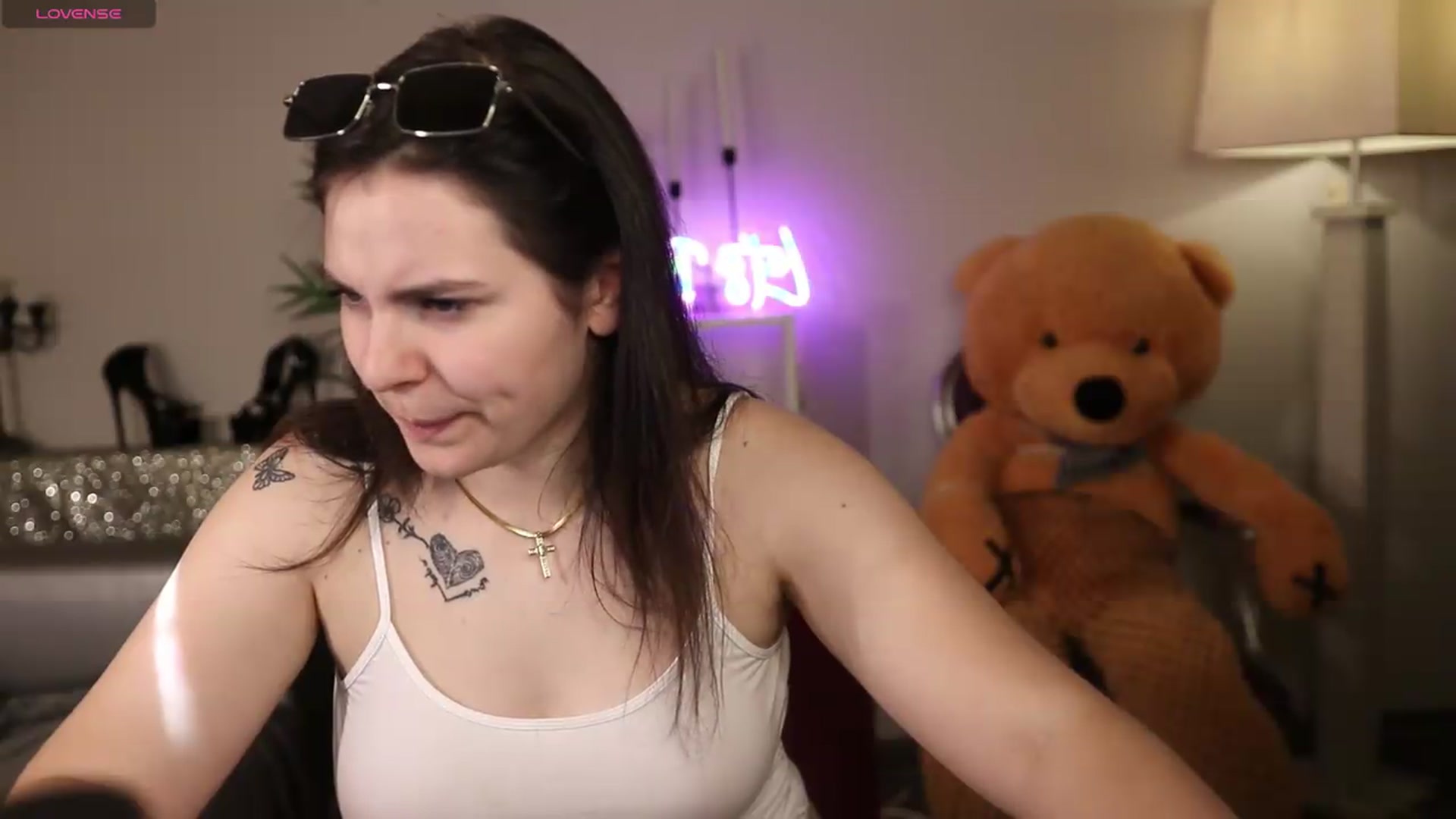 Gallery image thumbnail from Sweetxfreedom's myfreecams stream on, 05/25/2026, 12:54 image 11 of 20