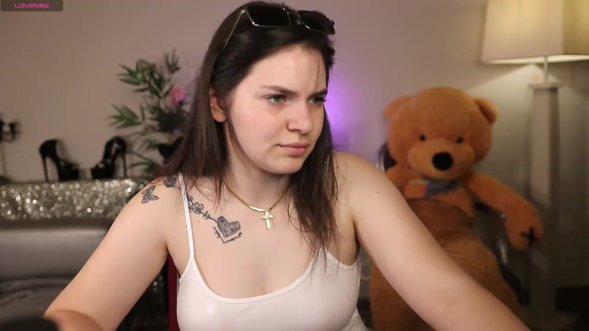 Gallery image thumbnail from Sweetxfreedom's myfreecams stream on, 05/25/2026, 12:54 image 5 of 20