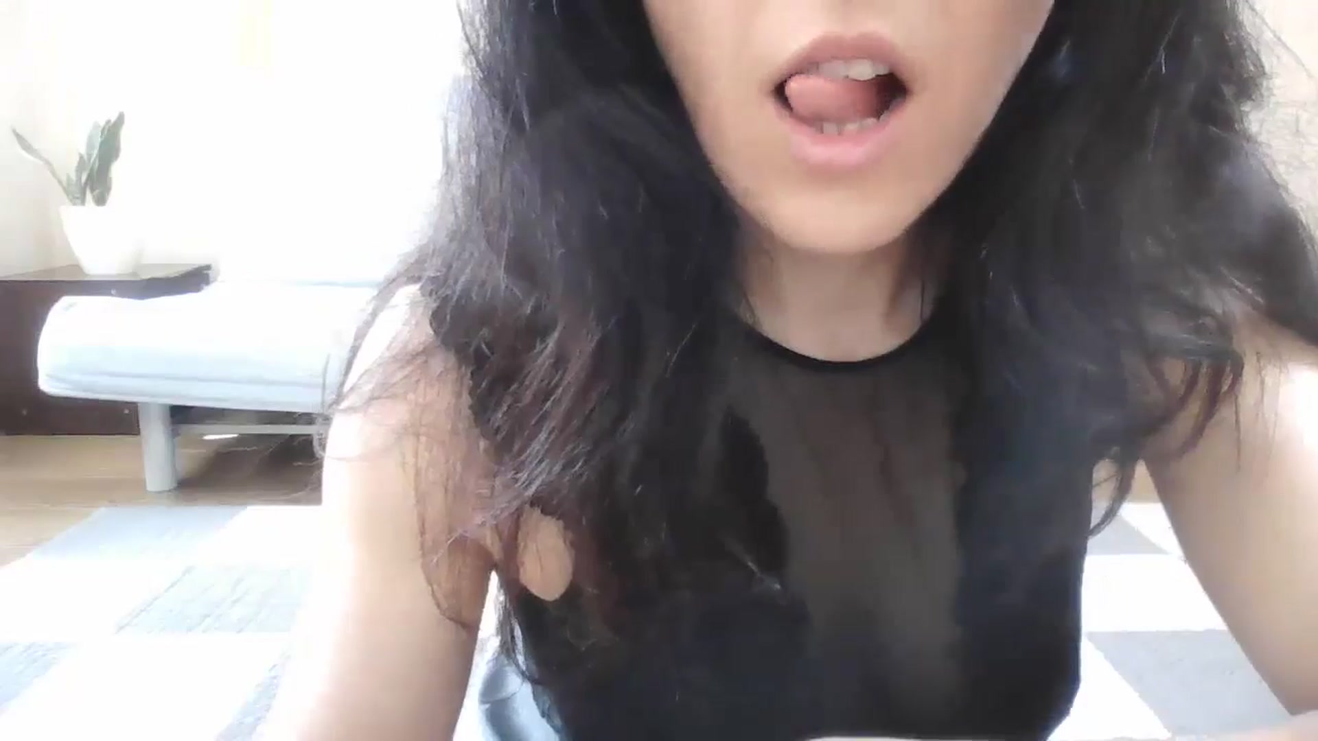 Gallery image thumbnail from Sweety29's myfreecams stream on, 05/17/2024, 08:28 image 20 of 20