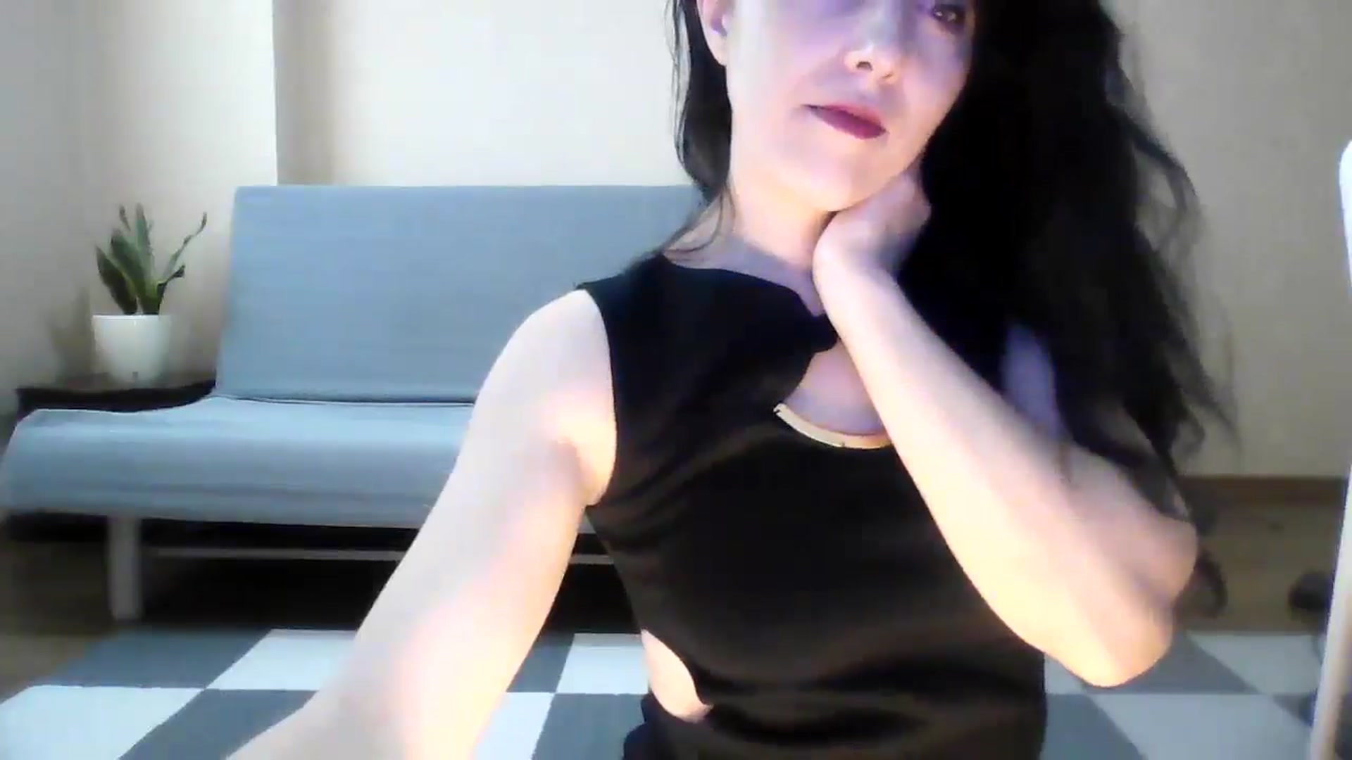 Gallery image thumbnail from Sweety29's myfreecams stream on, 03/16/2025, 12:38 image 6 of 20