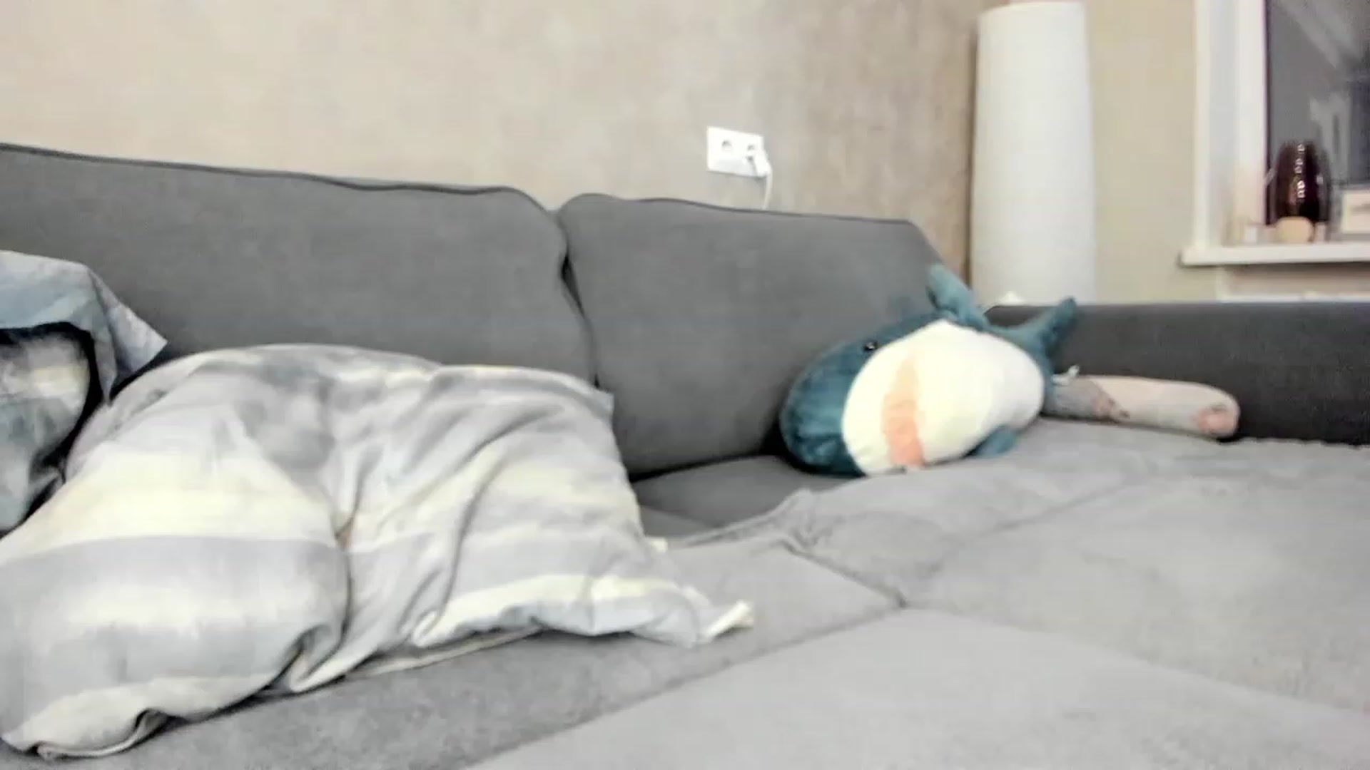 Gallery image thumbnail from SweetyAri's myfreecams stream on, 04/02/2023, 08:15 image 2 of 20