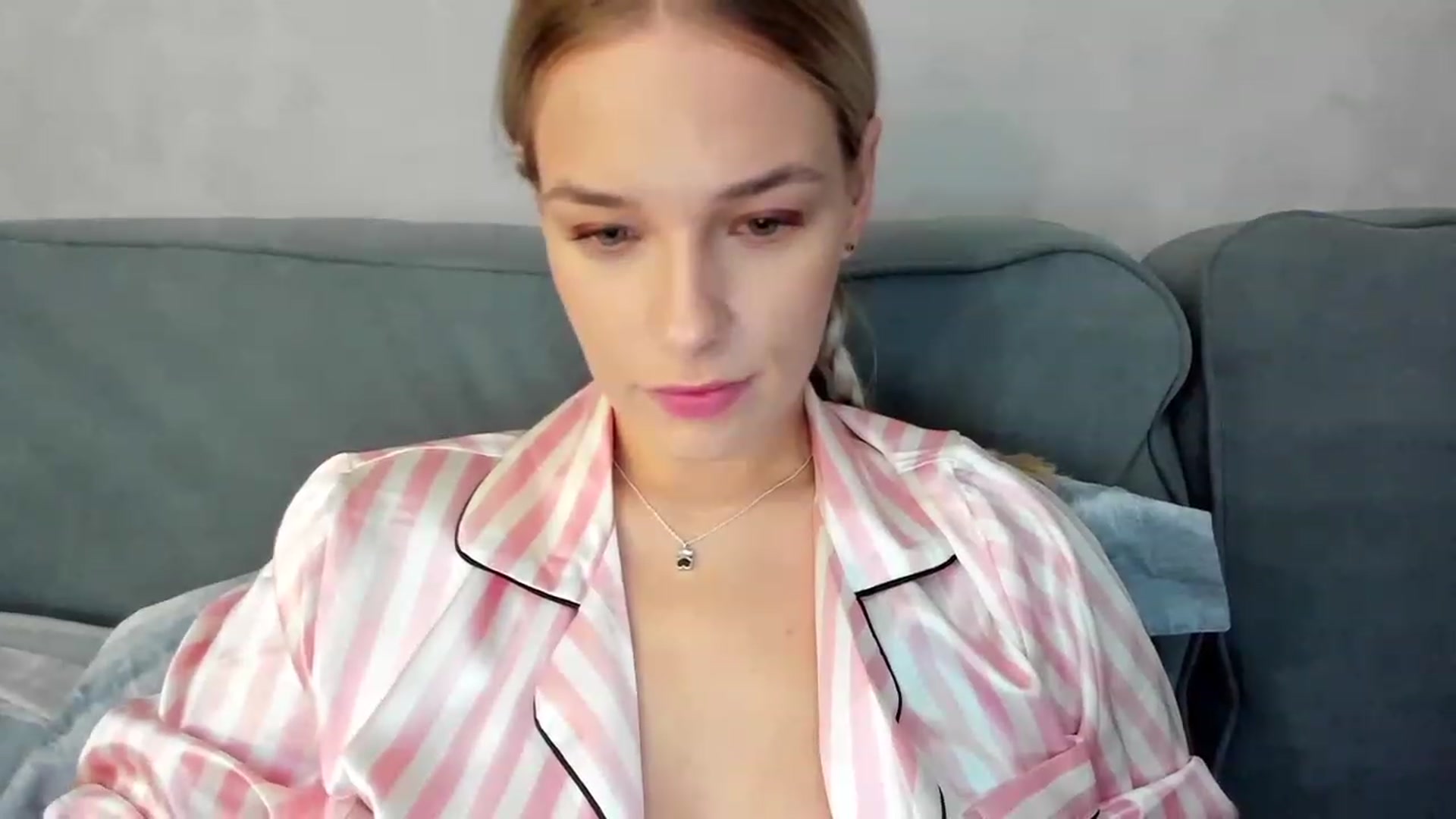 Gallery image thumbnail from SweetyAri's myfreecams stream on, 04/16/2023, 10:03 image 20 of 20
