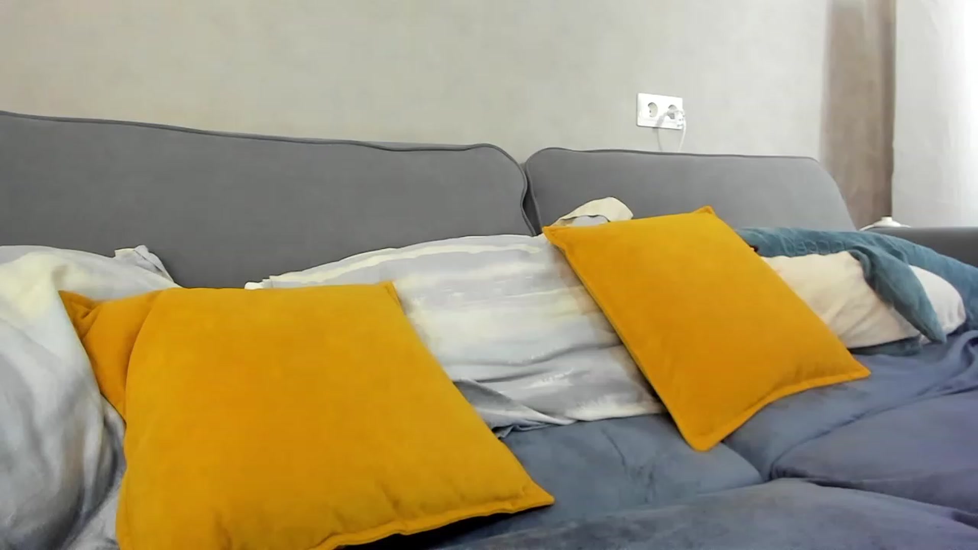 Gallery image thumbnail from SweetyAri's myfreecams stream on, 08/21/2023, 11:44 image 16 of 20
