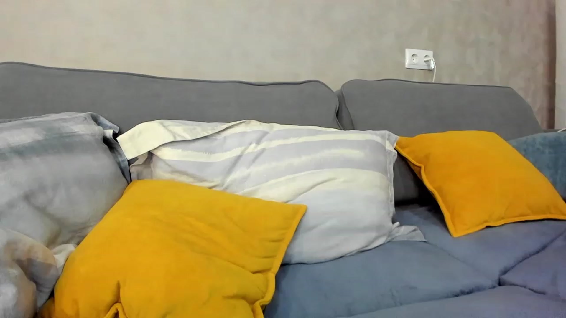 Gallery image thumbnail from SweetyAri's myfreecams stream on, 10/29/2023, 06:40 image 8 of 20