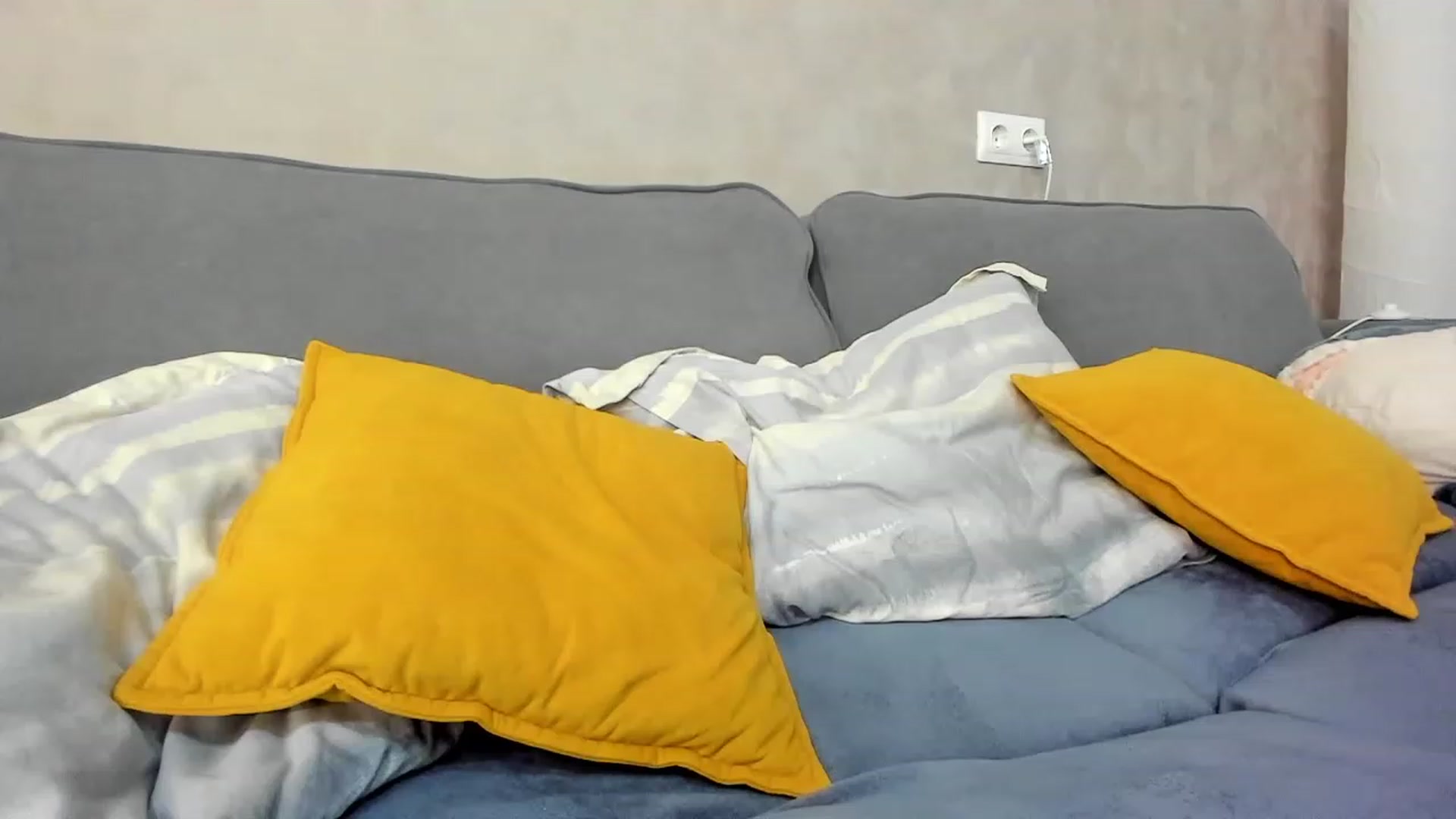 Gallery image thumbnail from SweetyAri's myfreecams stream on, 01/21/2024, 09:34 image 3 of 20