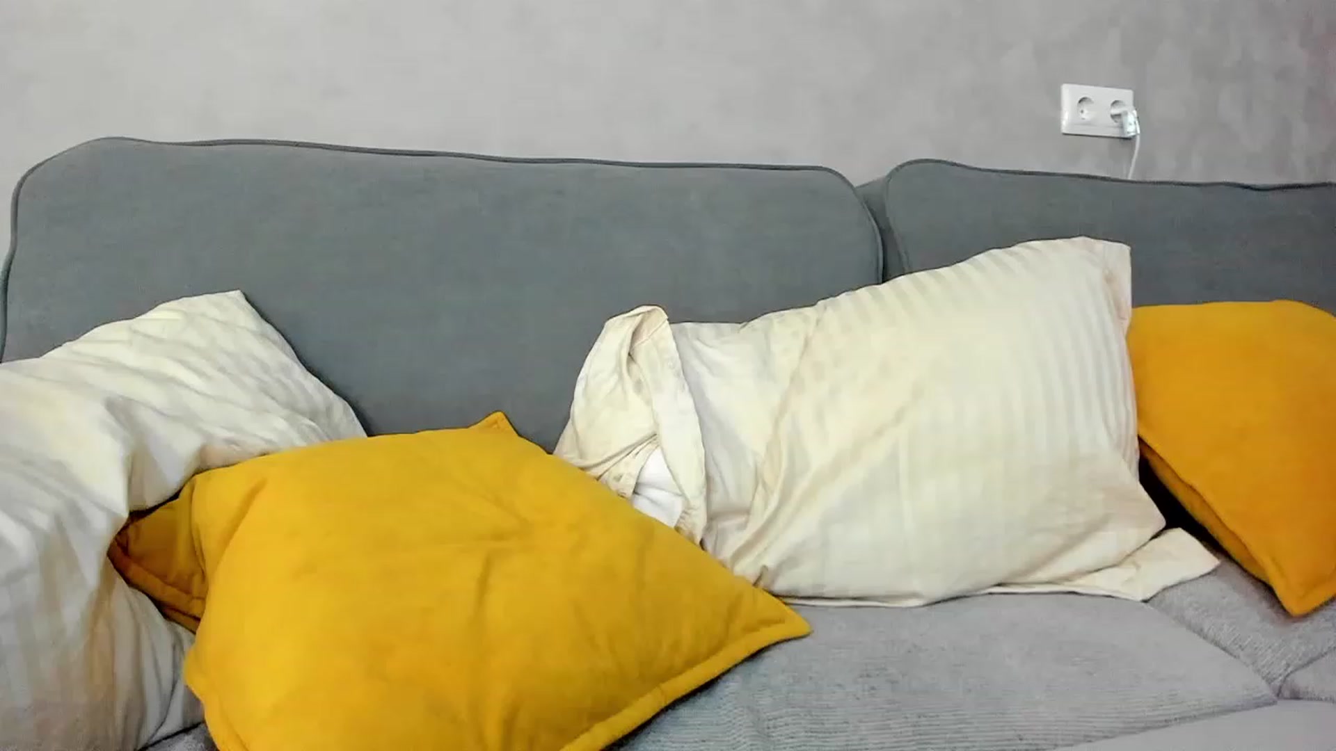 Gallery image thumbnail from SweetyAri's myfreecams stream on, 01/24/2024, 10:05 image 12 of 20