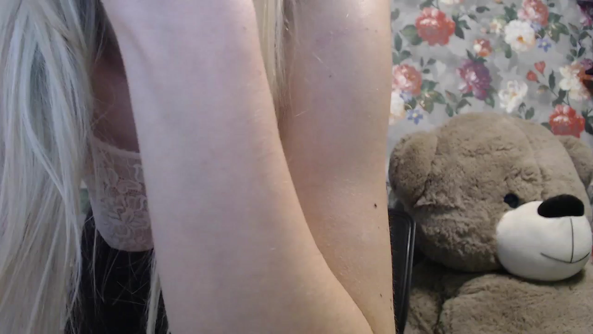 Gallery image thumbnail from SweetyDonut's myfreecams stream on, 02/28/2026, 16:31 image 2 of 20