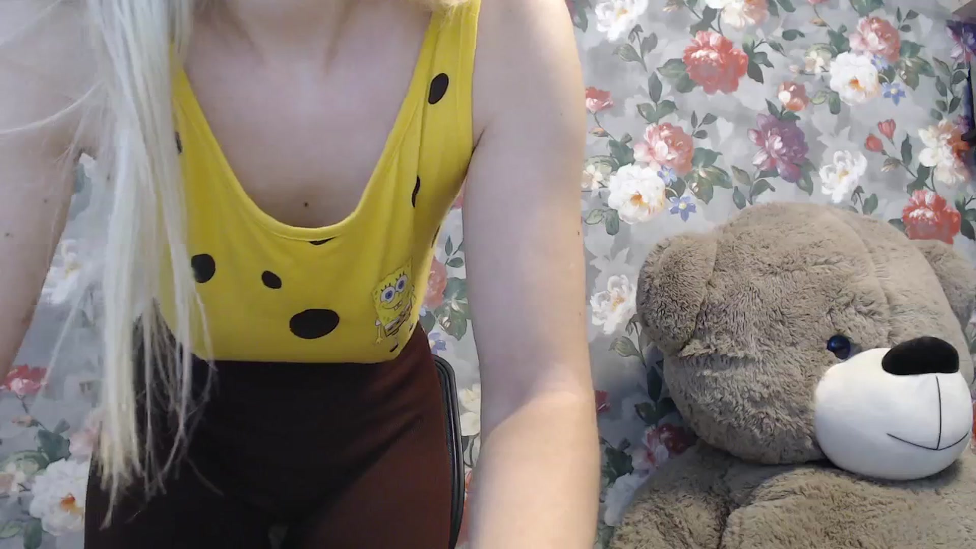 Gallery image thumbnail from SweetyDonut's myfreecams stream on, 03/01/2026, 12:07 image 8 of 20