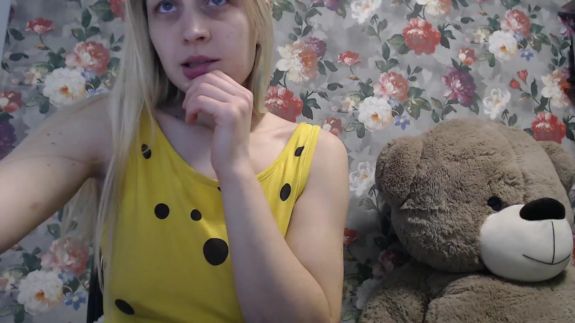 Gallery image thumbnail from SweetyDonut's myfreecams stream on, 03/01/2026, 15:32 image 20 of 20
