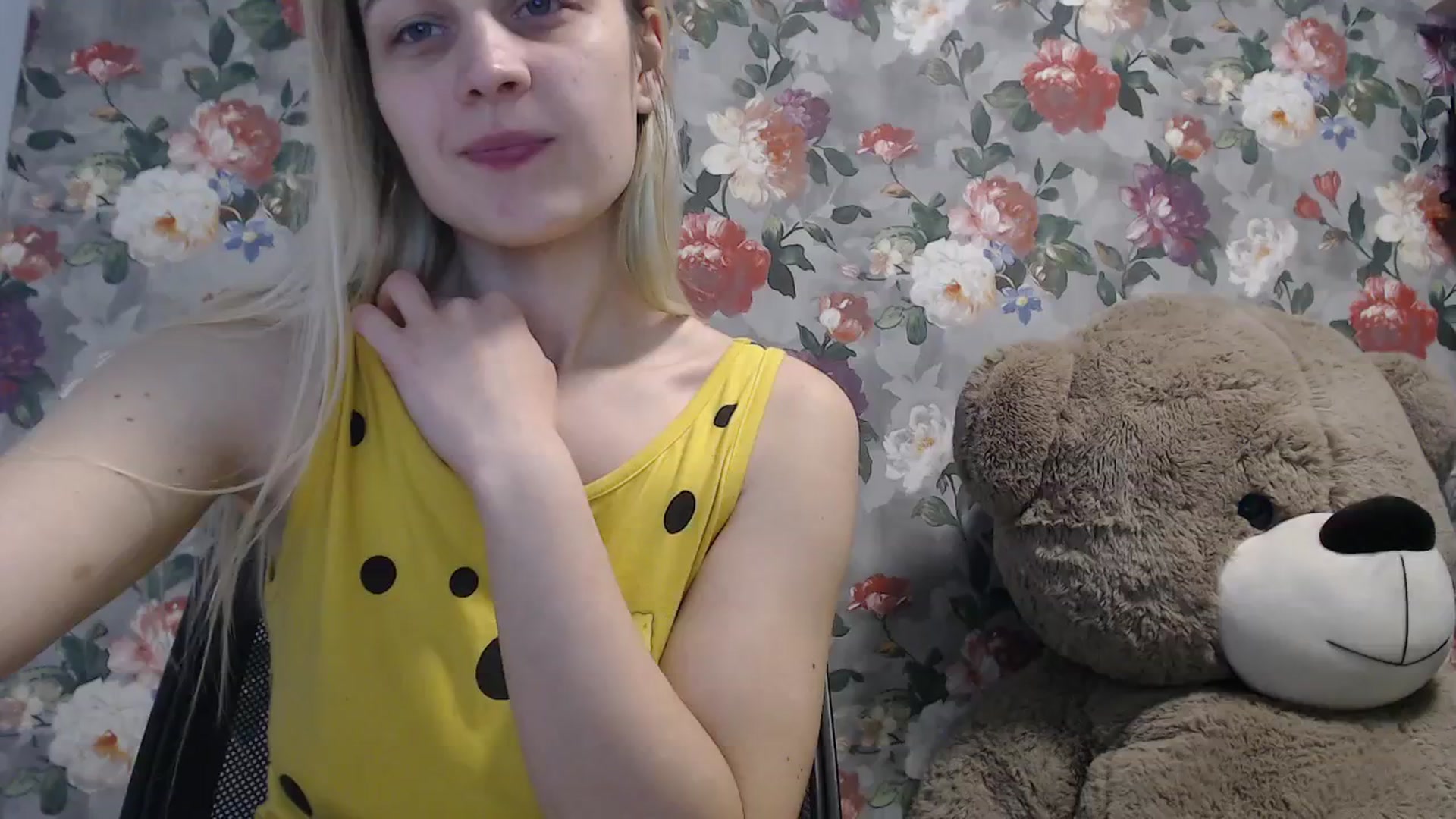 Gallery image thumbnail from SweetyDonut's myfreecams stream on, 03/01/2026, 16:39 image 1 of 20