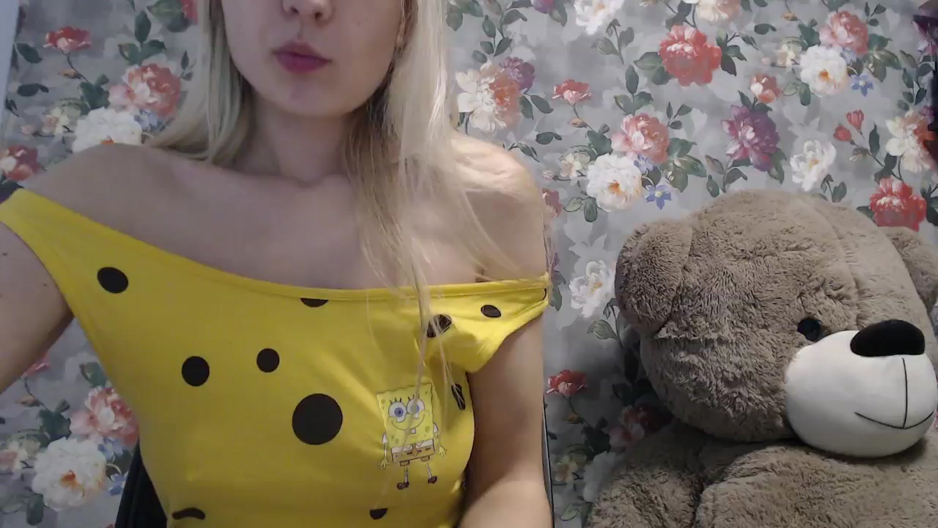 Gallery image thumbnail from SweetyDonut's myfreecams stream on, 03/01/2026, 19:22 image 13 of 20