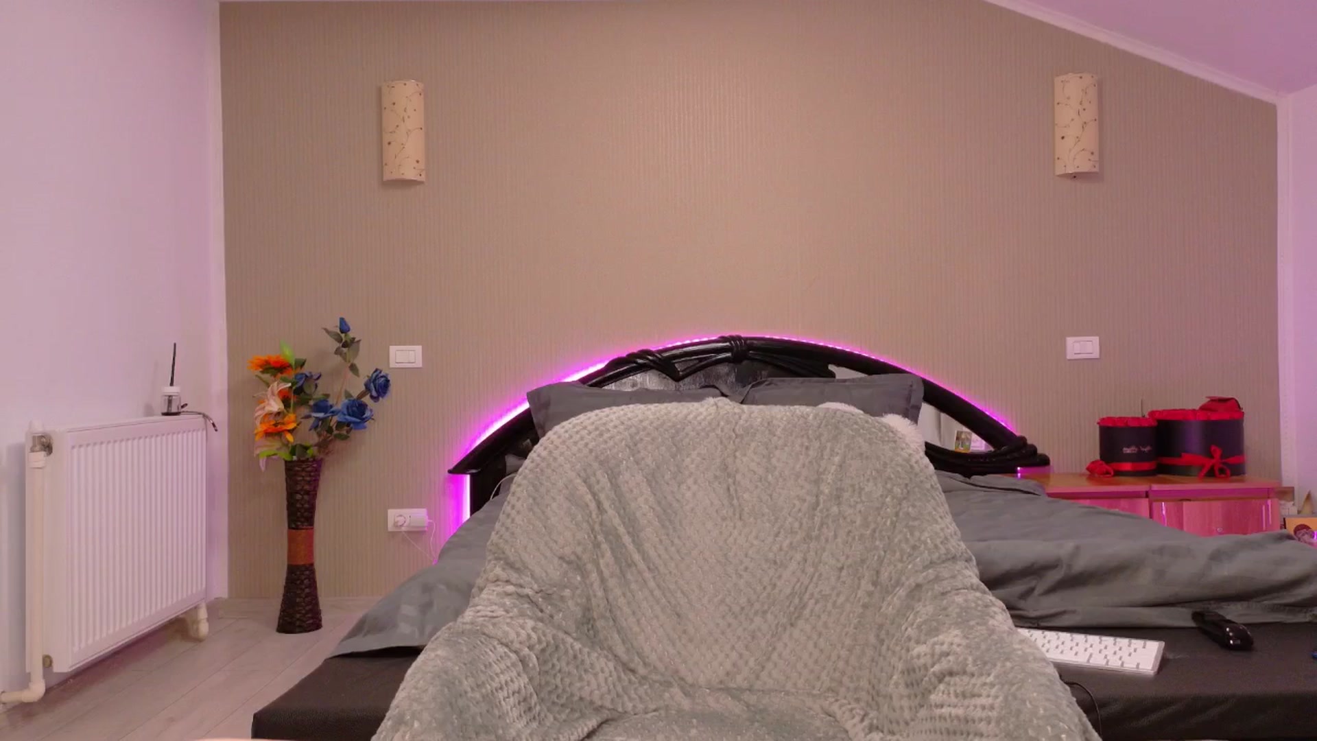 Gallery image thumbnail from SweetyKell's myfreecams stream on, 11/06/2025, 13:32 image 20 of 20
